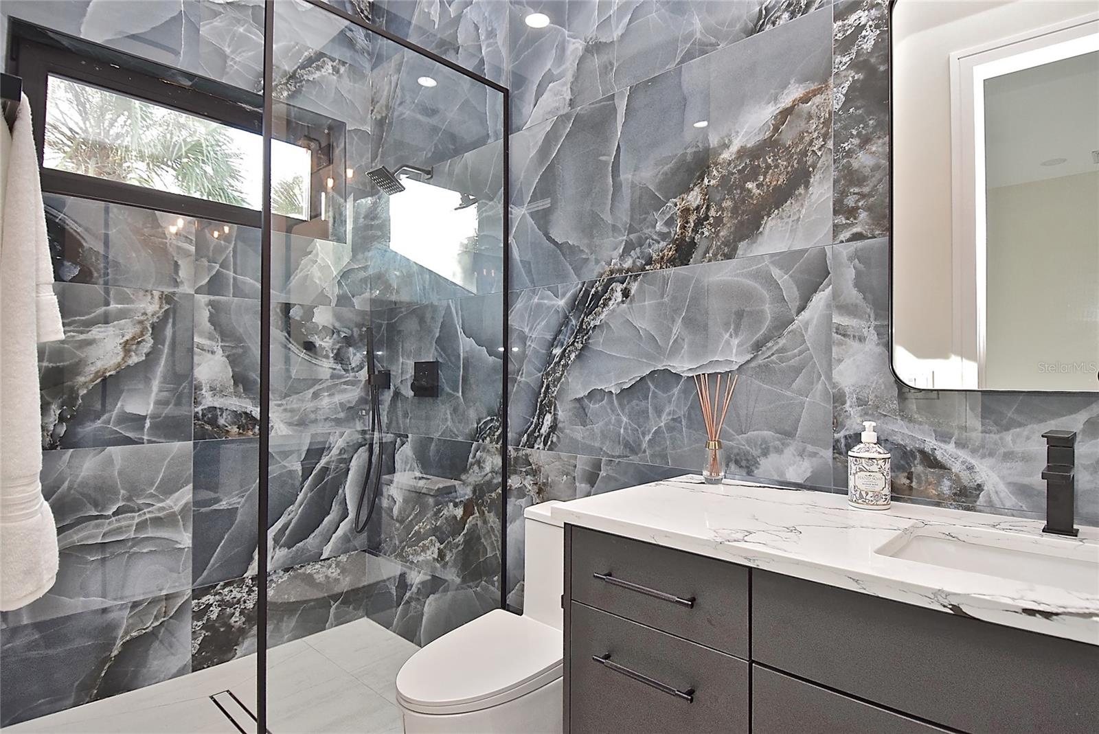 BLACKBURN RDG ADD - Residential