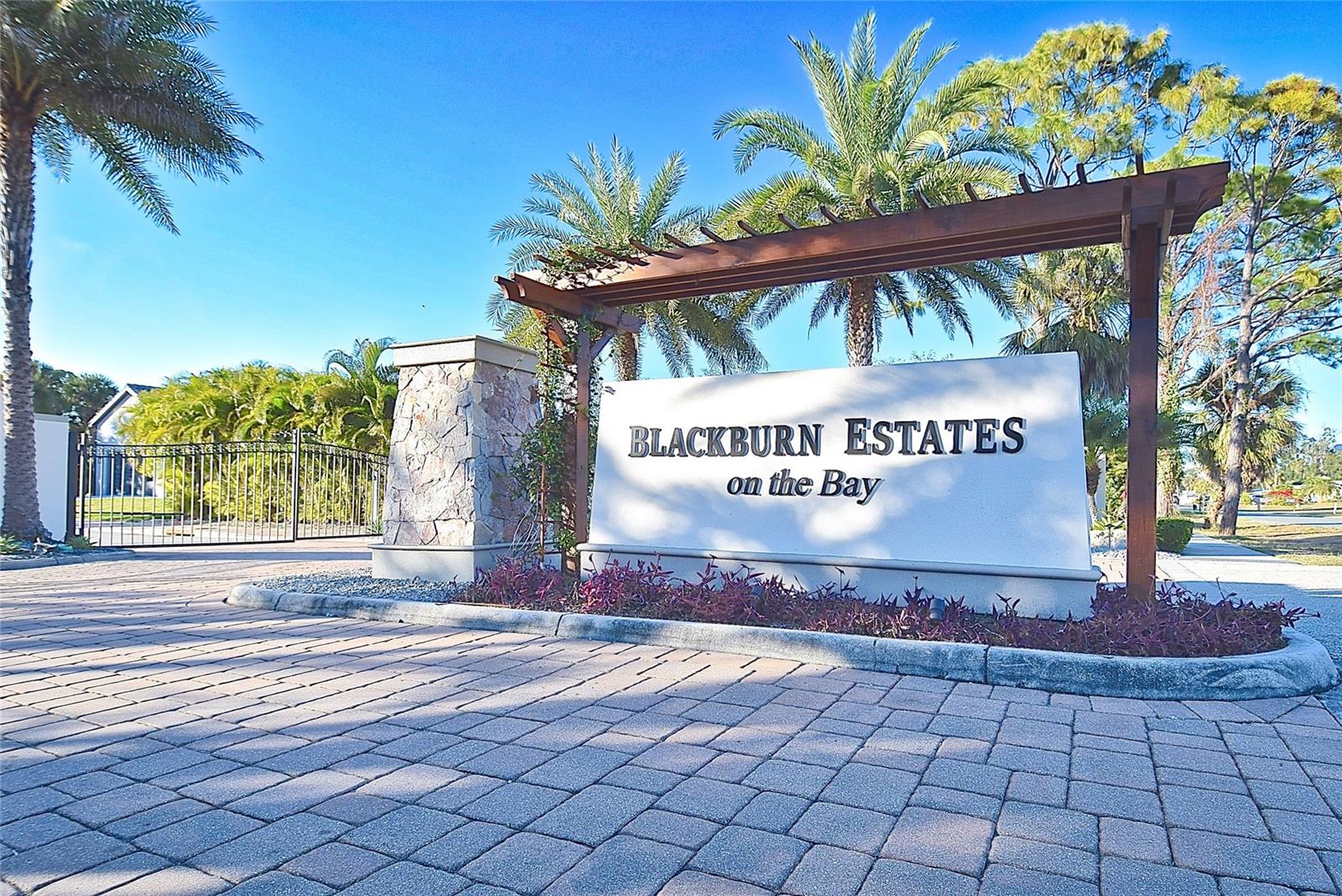 BLACKBURN RDG ADD - Residential