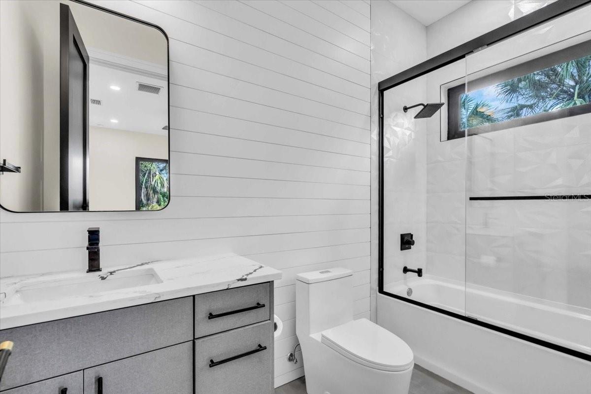 BLACKBURN RDG ADD - Residential