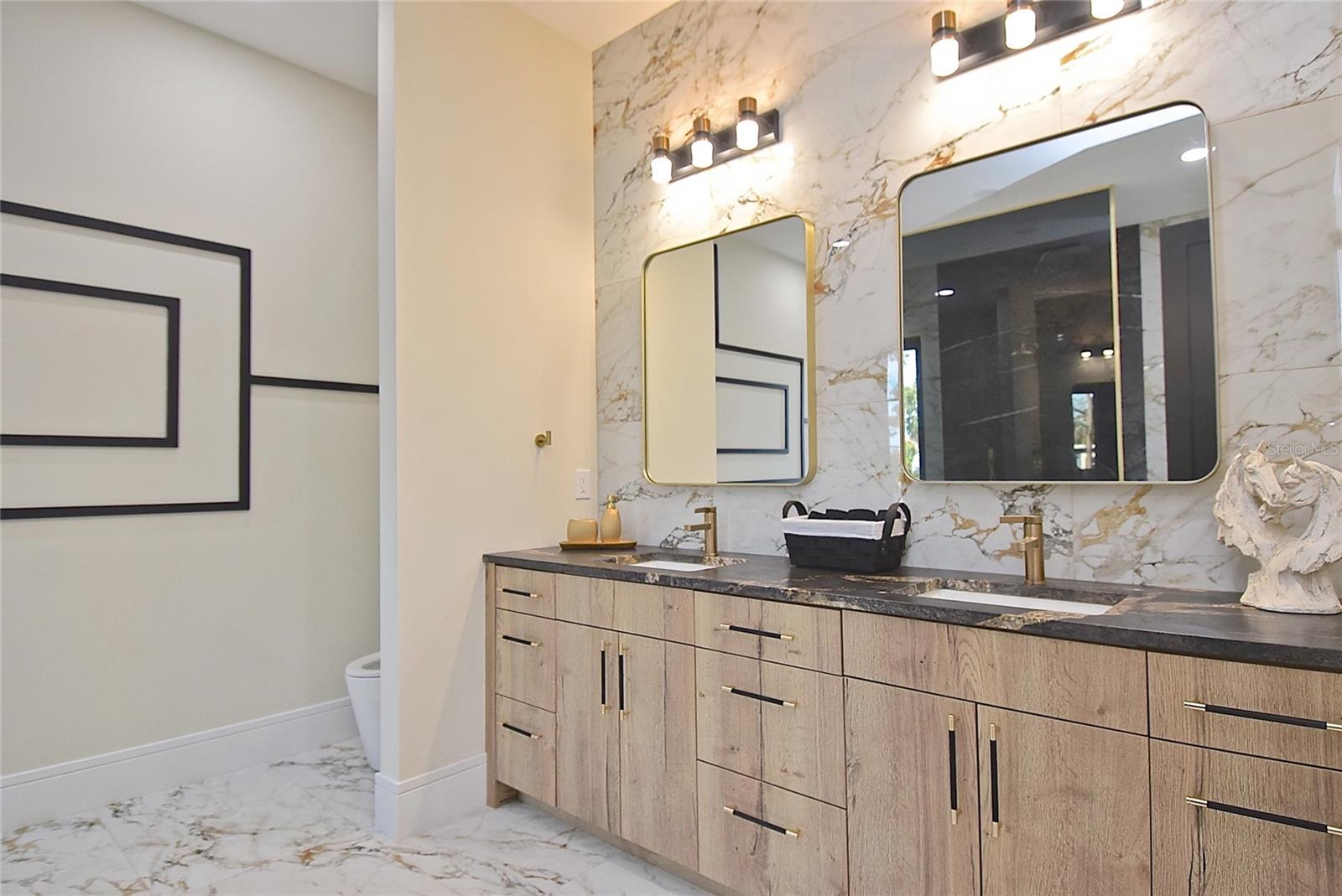 BLACKBURN RDG ADD - Residential