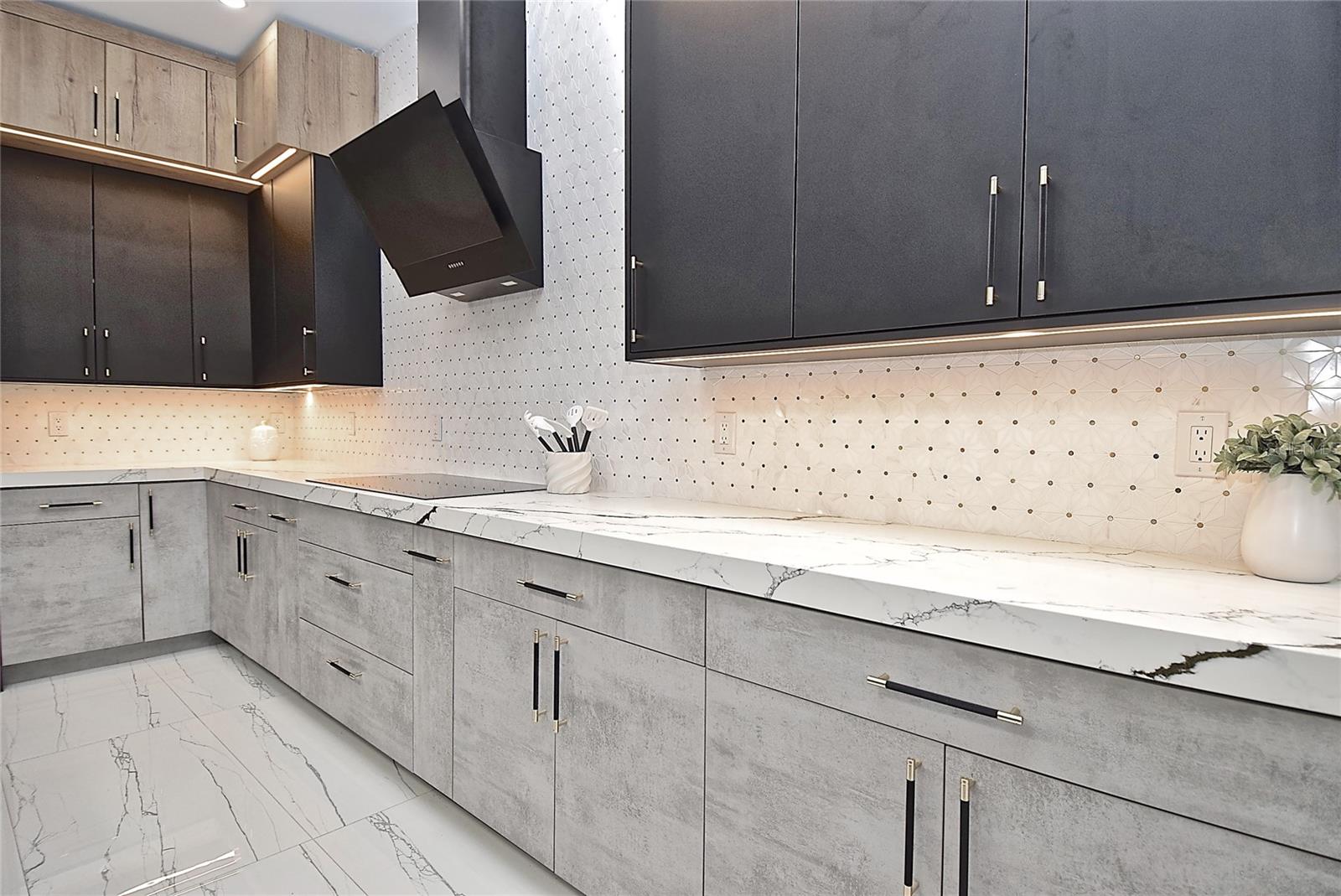 BLACKBURN RDG ADD - Residential