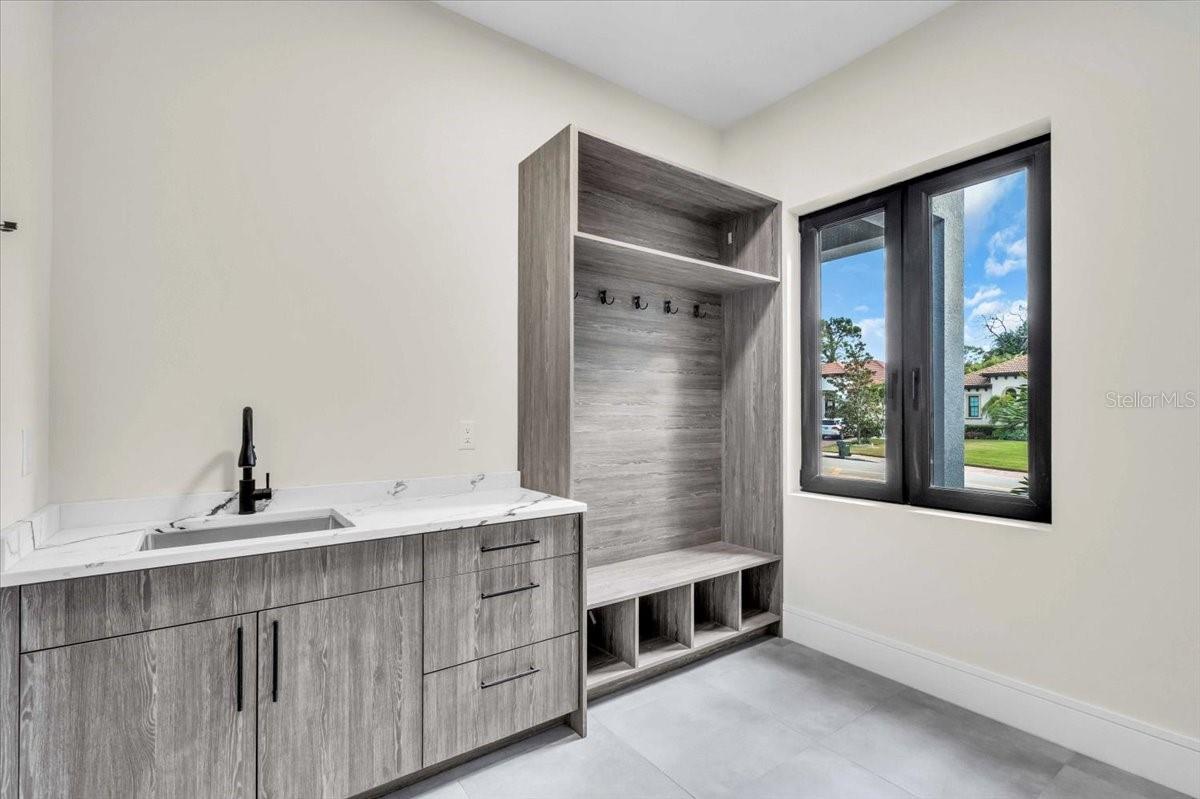 BLACKBURN RDG ADD - Residential