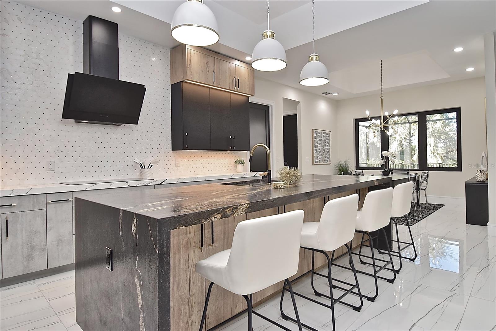 BLACKBURN RDG ADD - Residential