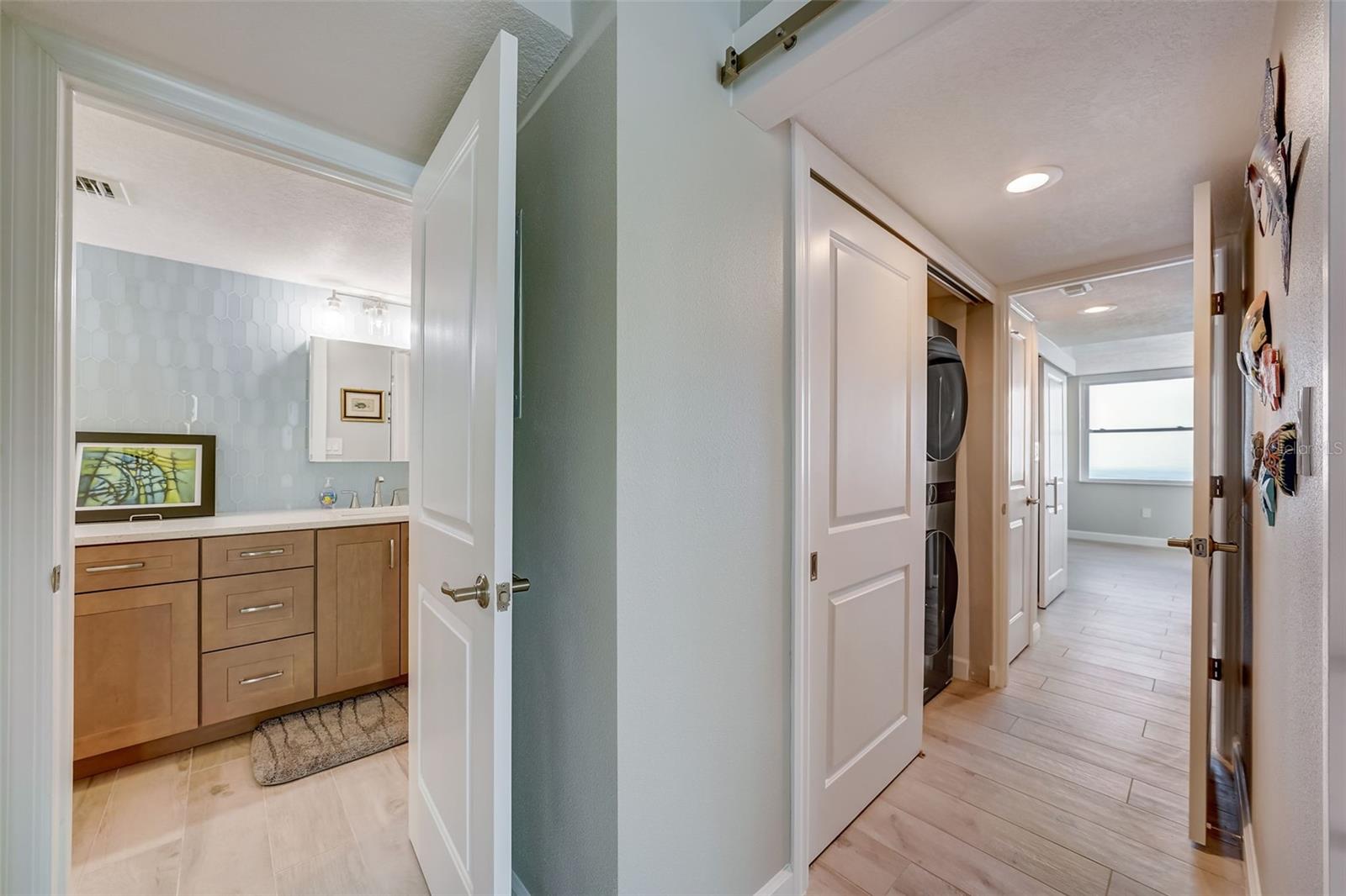 CLUB REDINGTON CONDO THE - Residential Lease