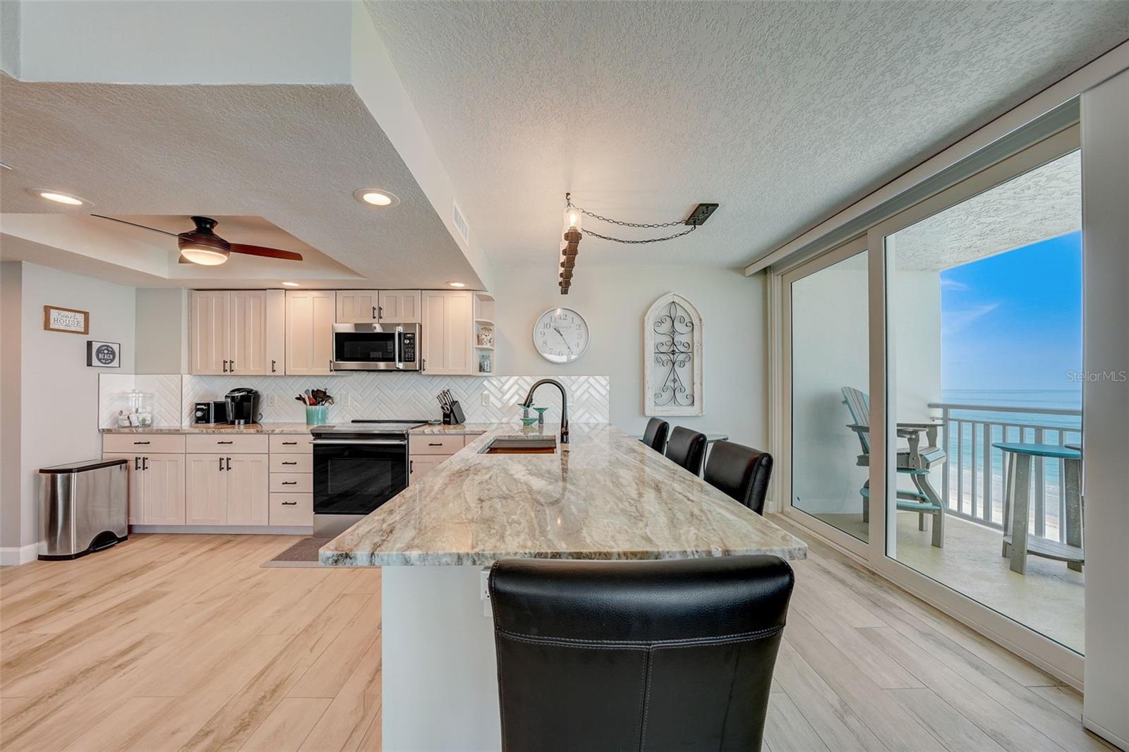 CLUB REDINGTON CONDO THE - Residential Lease