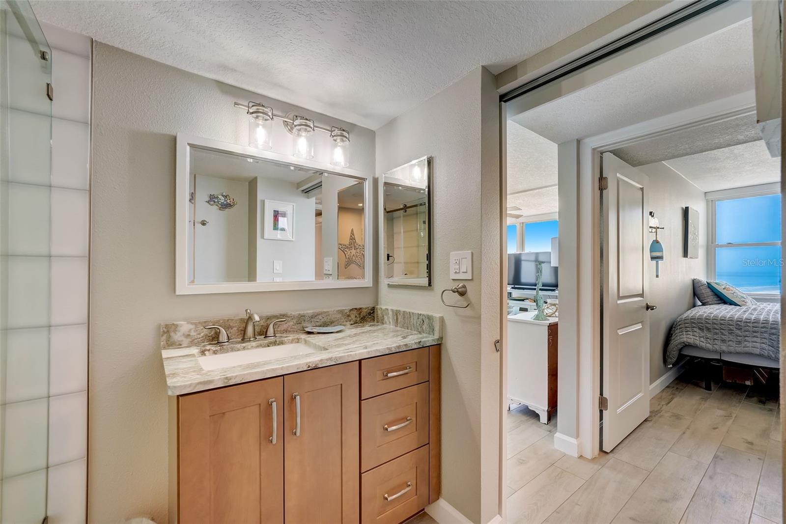 CLUB REDINGTON CONDO THE - Residential Lease