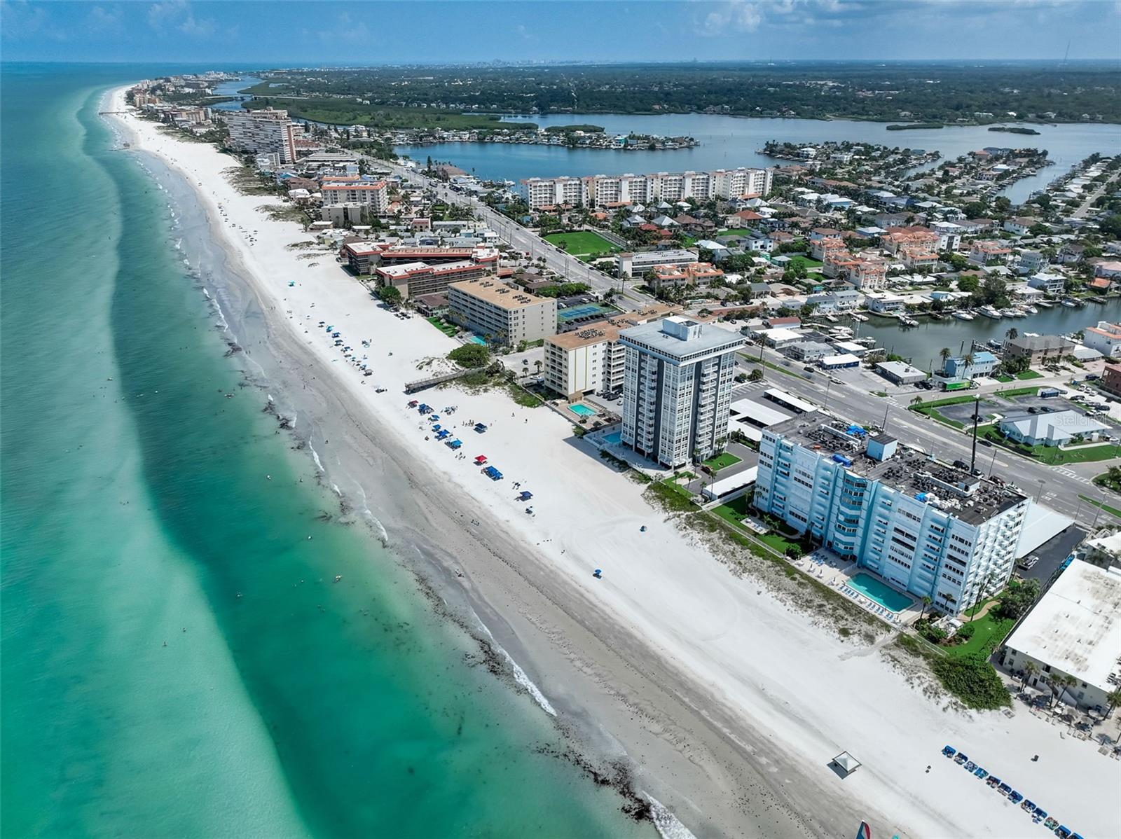 CLUB REDINGTON CONDO THE - Residential Lease