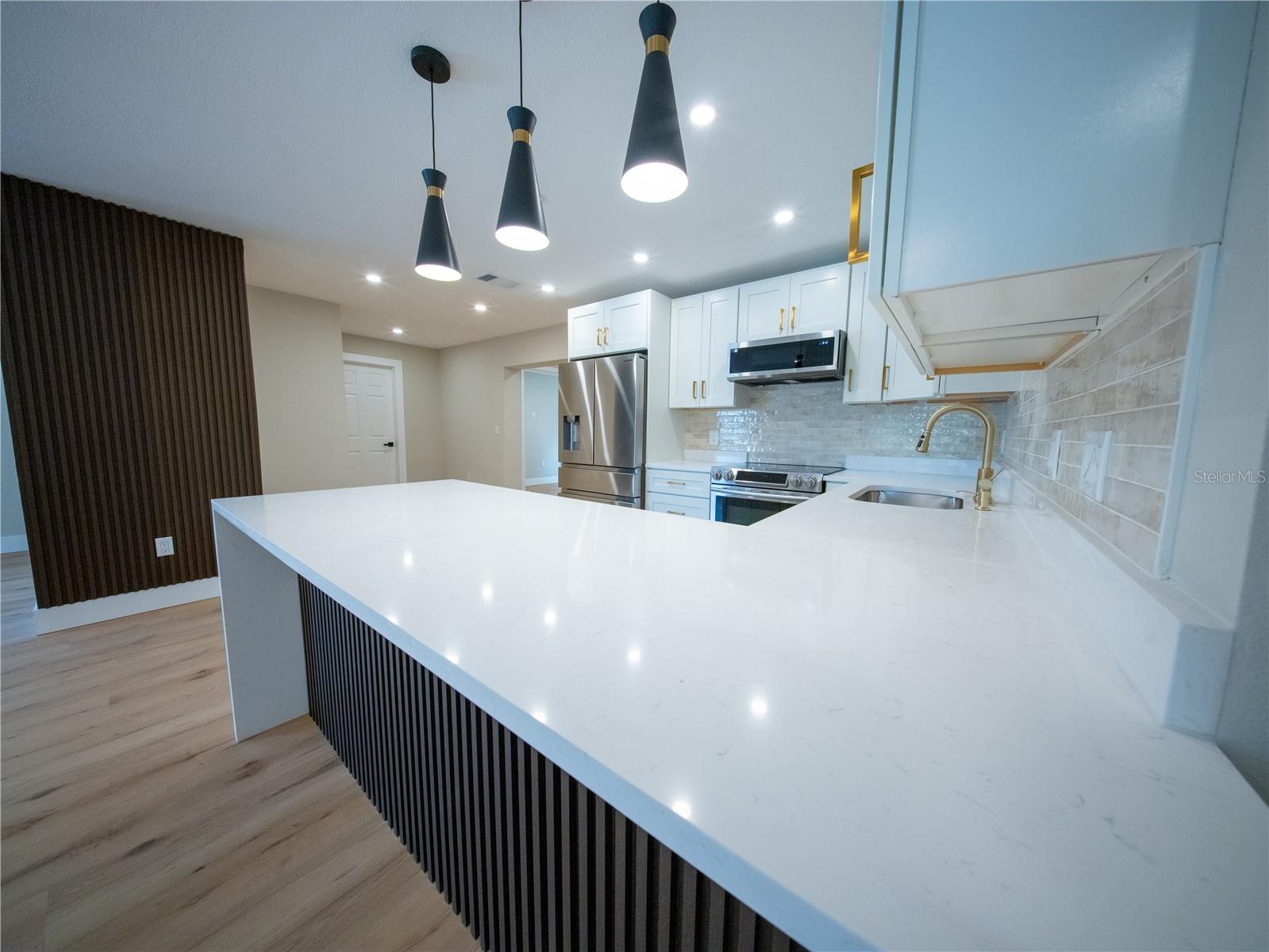 MALIBU GROVES EIGHTH ADD - Residential