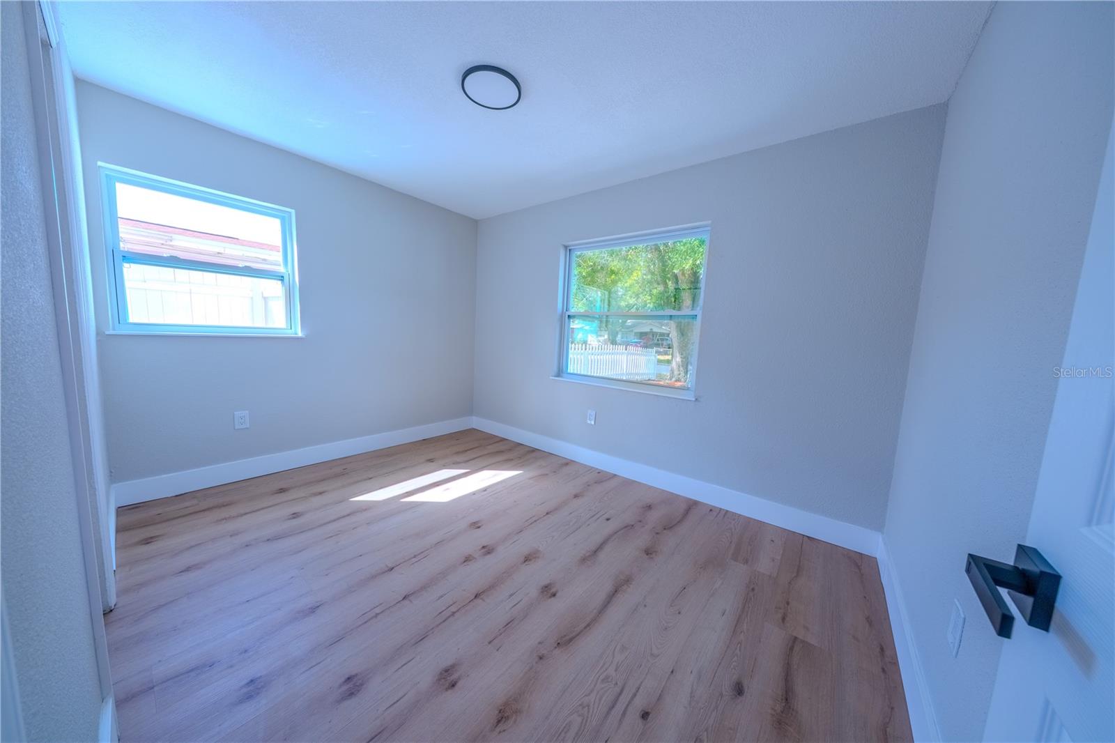 MALIBU GROVES EIGHTH ADD - Residential