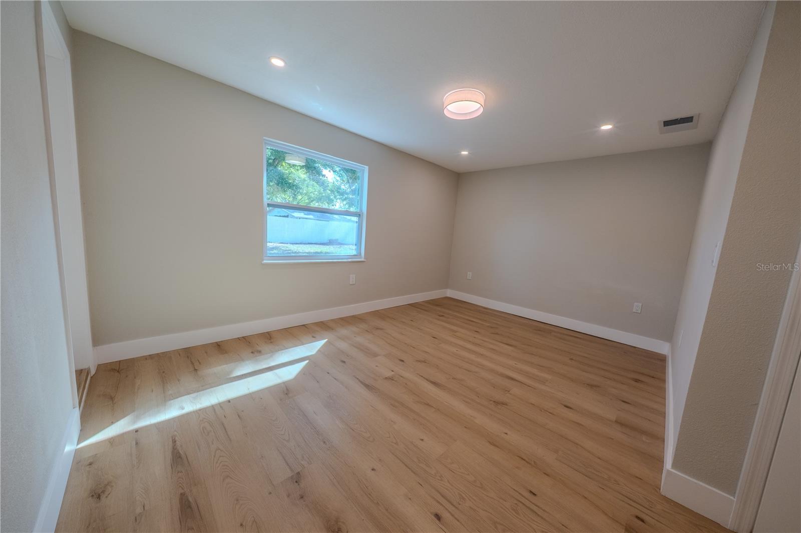 MALIBU GROVES EIGHTH ADD - Residential