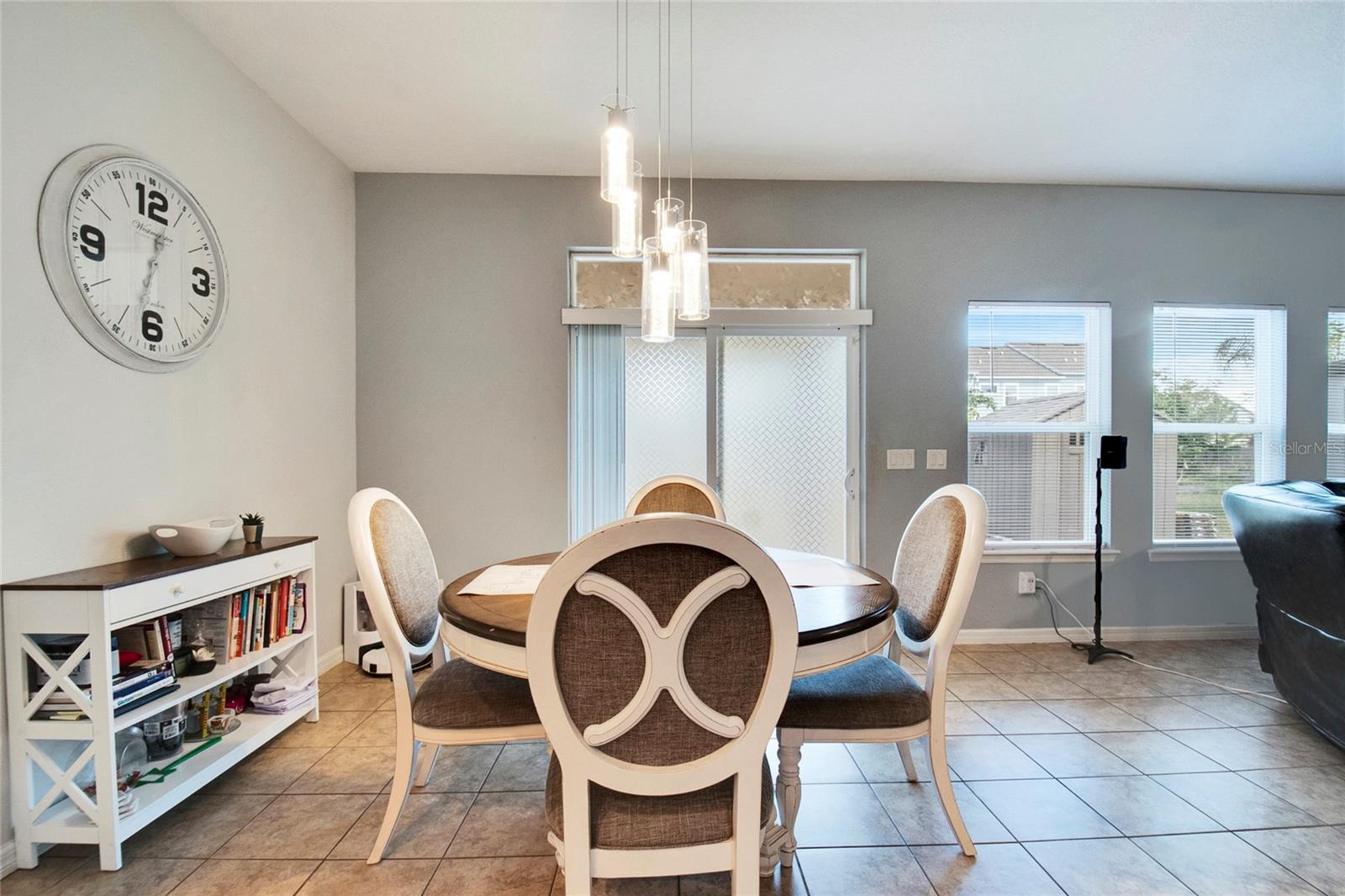 NOVA GROVE - Residential