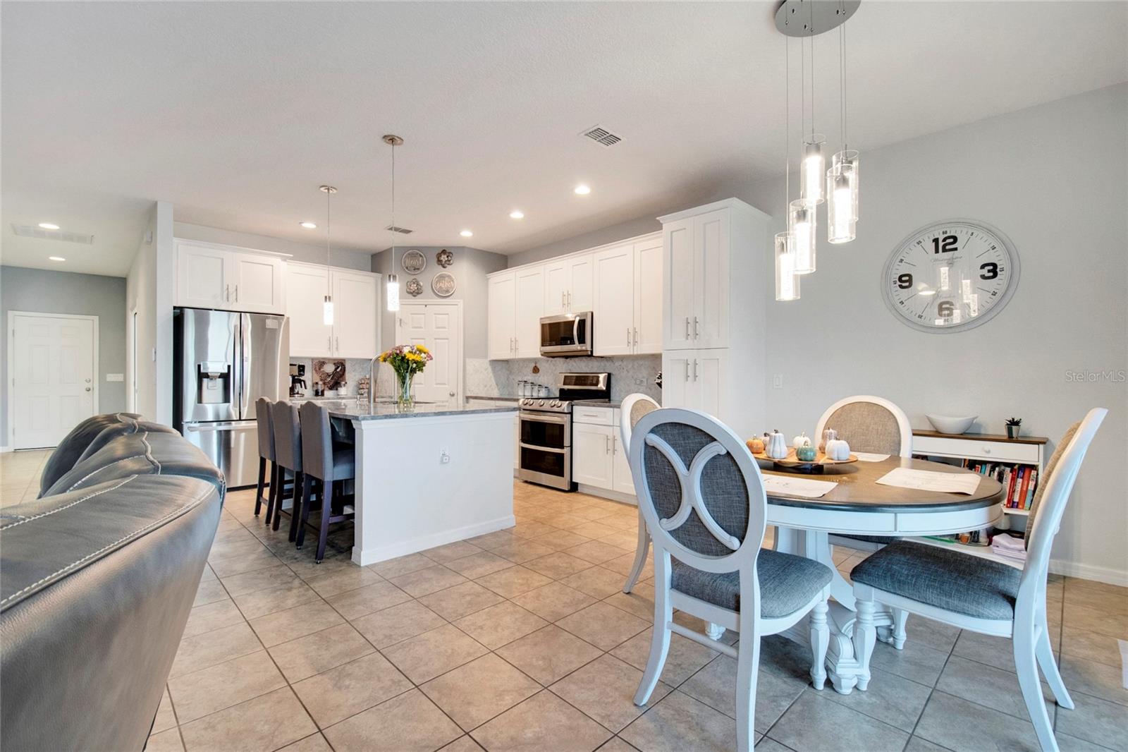 NOVA GROVE - Residential