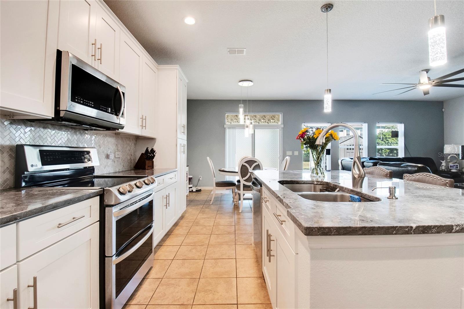 NOVA GROVE - Residential