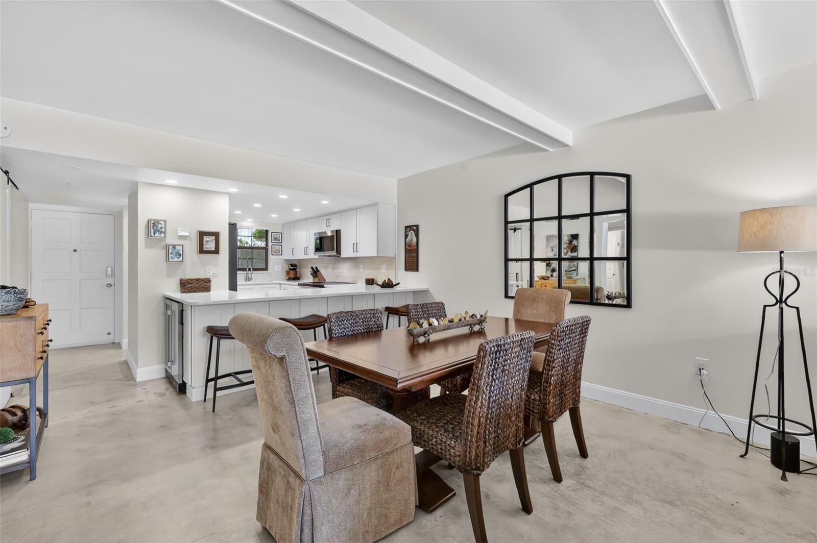 MOUNT DORA SOUTHERN OAKS CONDO - Residential