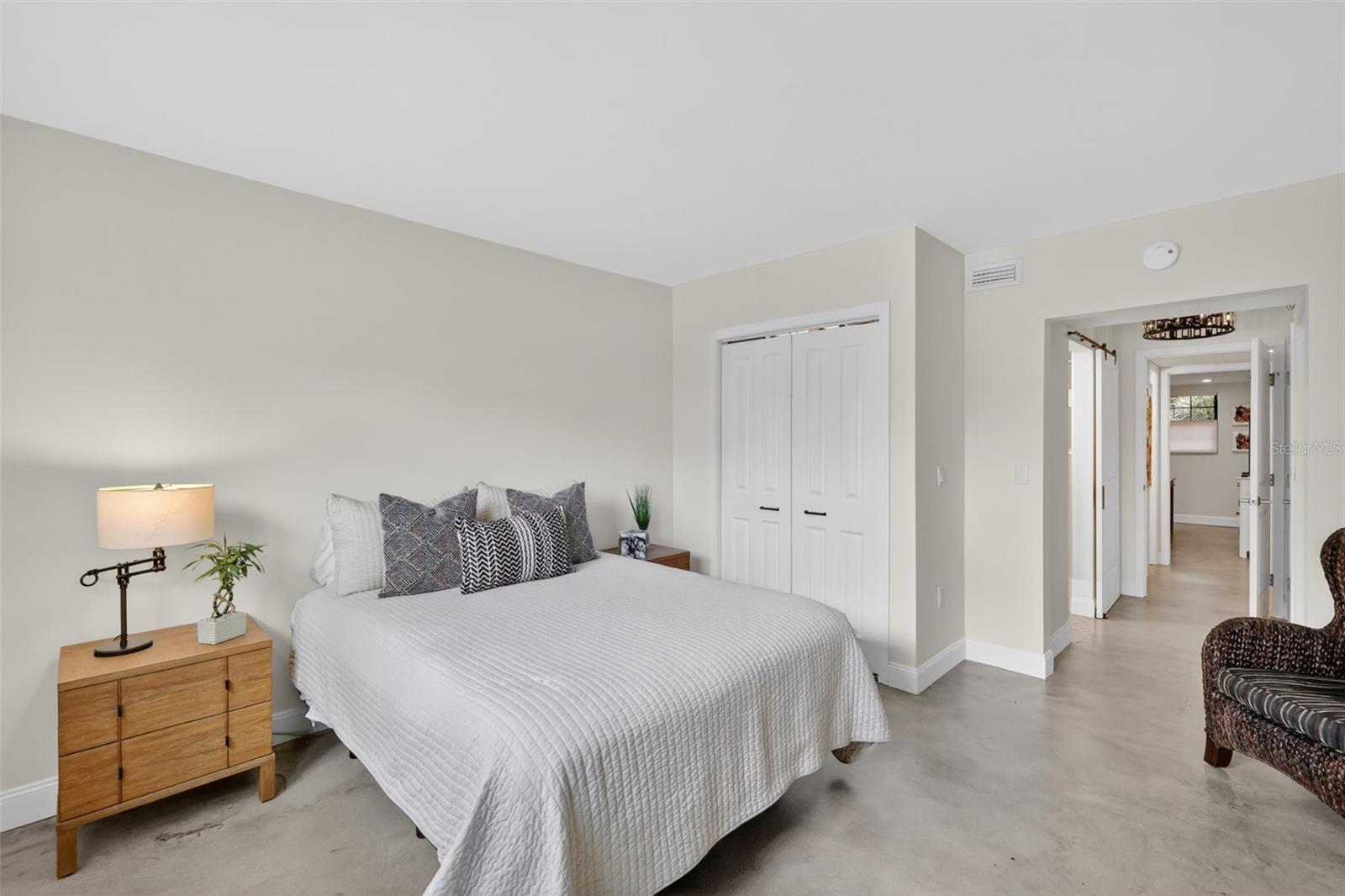 MOUNT DORA SOUTHERN OAKS CONDO - Residential