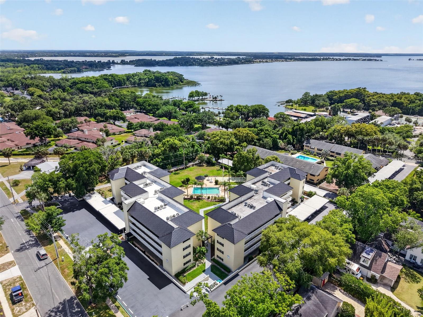 MOUNT DORA SOUTHERN OAKS CONDO - Residential