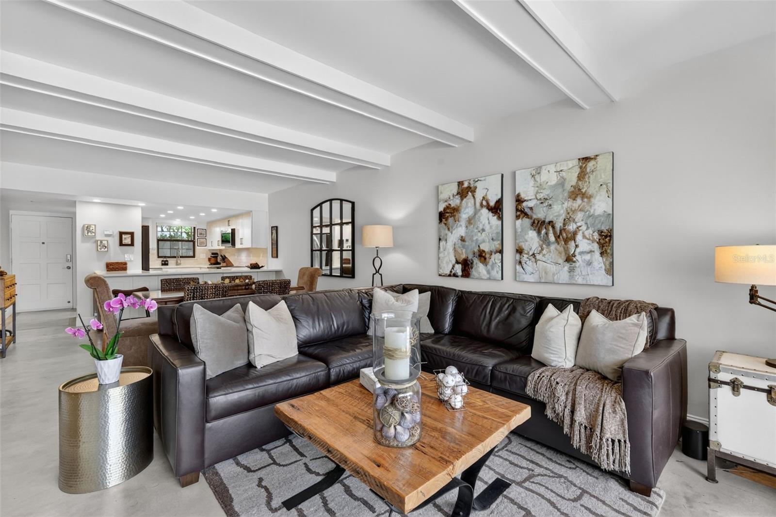 MOUNT DORA SOUTHERN OAKS CONDO - Residential