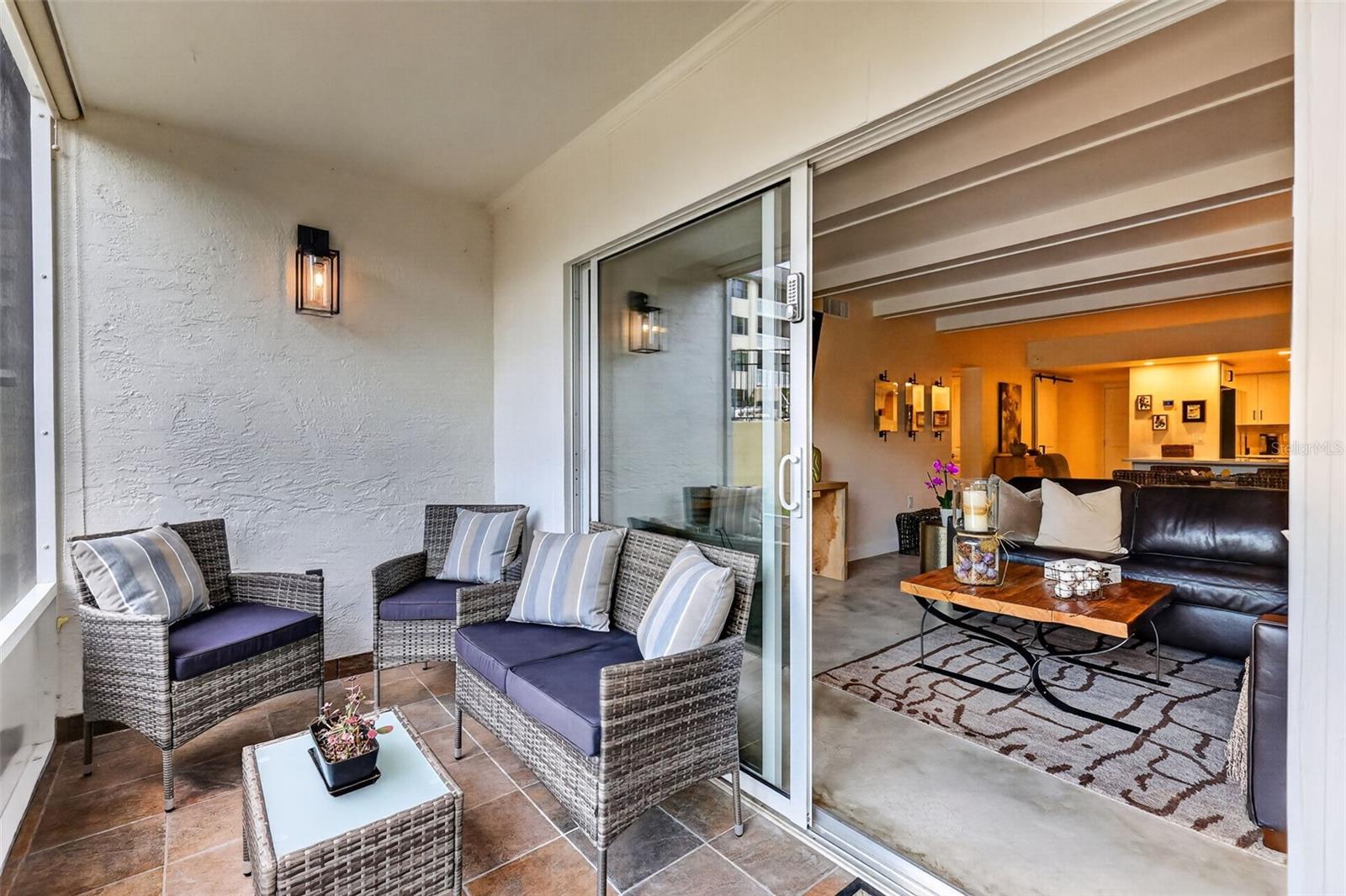 MOUNT DORA SOUTHERN OAKS CONDO - Residential