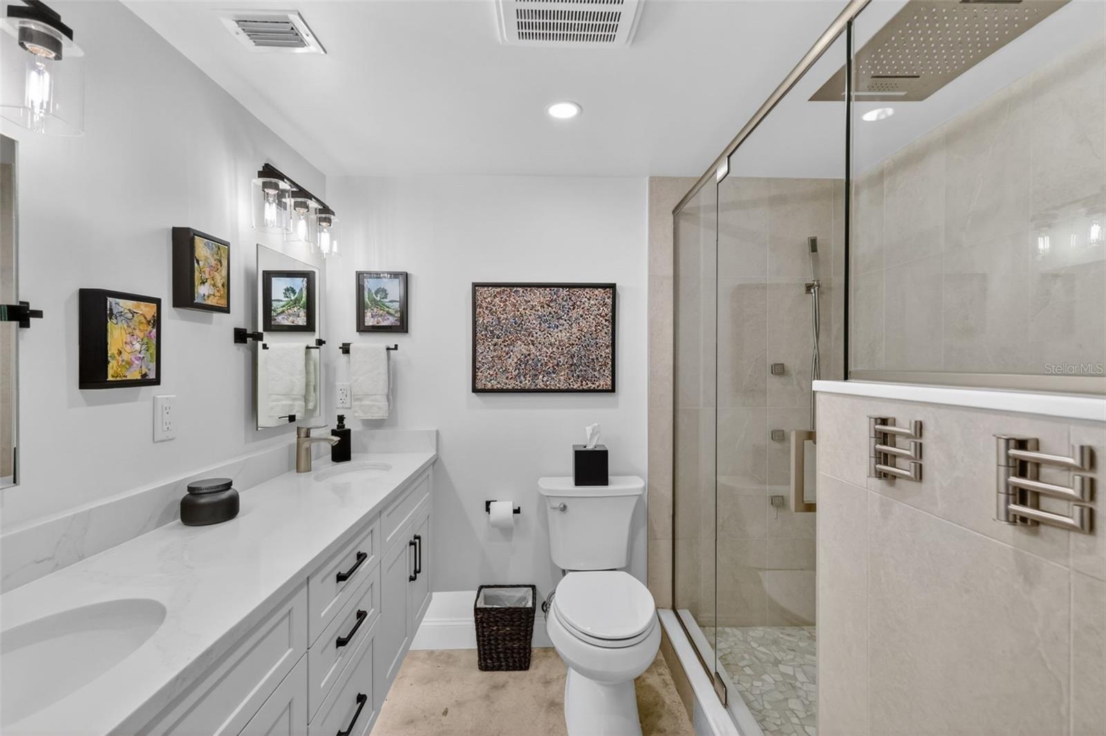 MOUNT DORA SOUTHERN OAKS CONDO - Residential