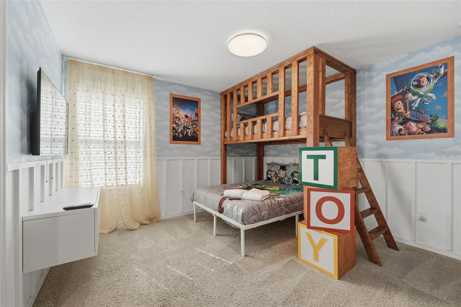 SOLARA RESORT VACATION VILLAS REP - Residential