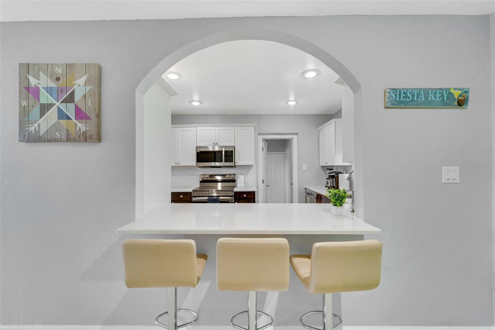 Casas a venda 2 - Jen Dantas 2217 AARON STREET