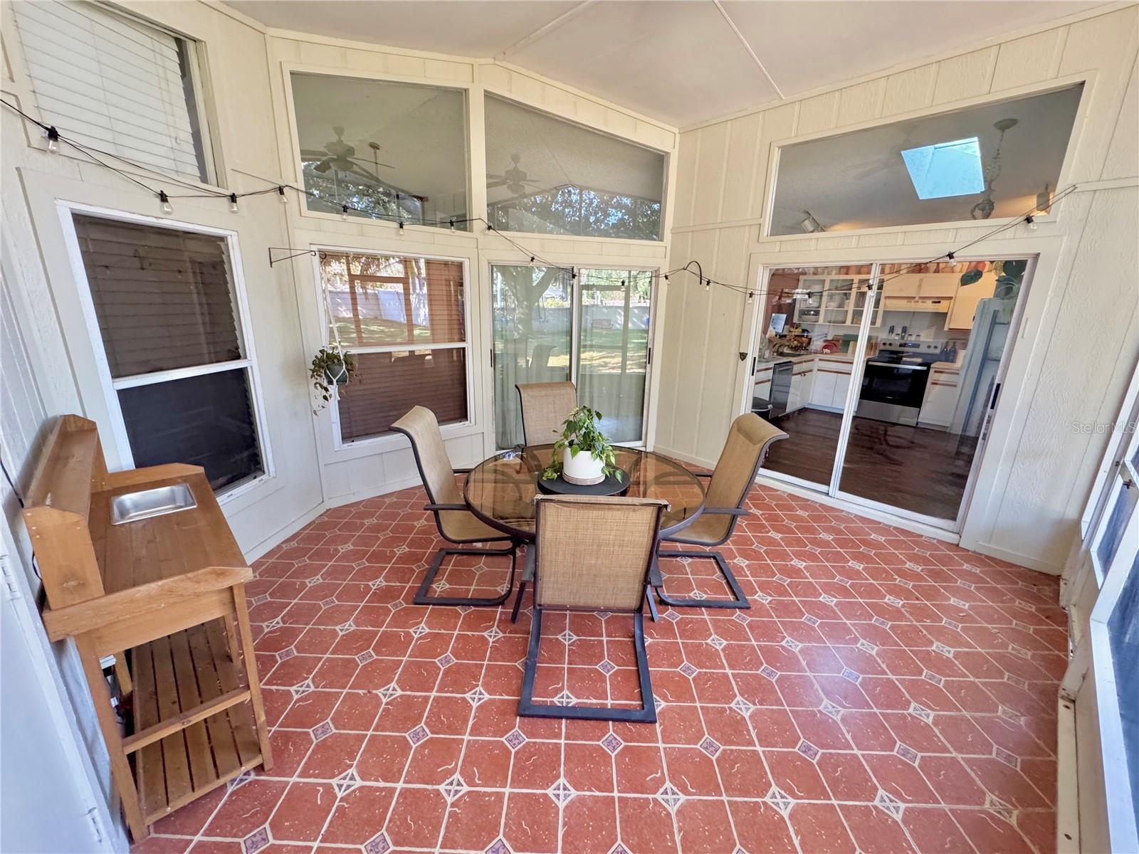 PLANTERS WALK - Residential