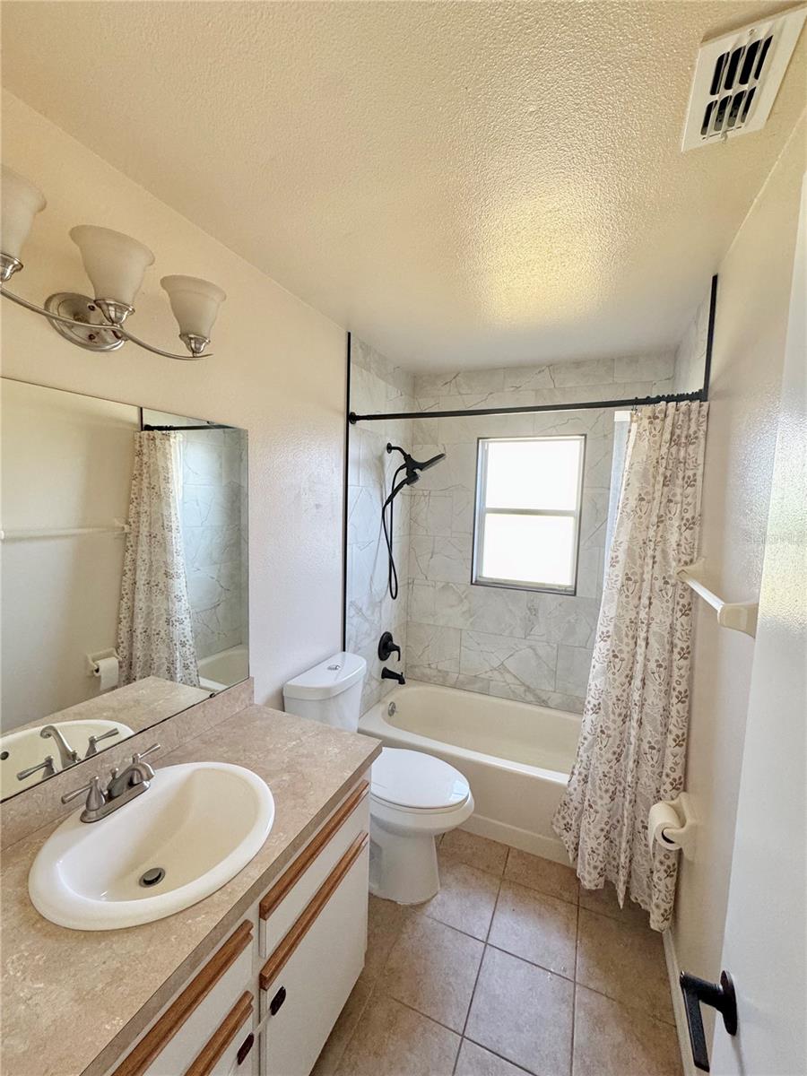 PLANTERS WALK - Residential