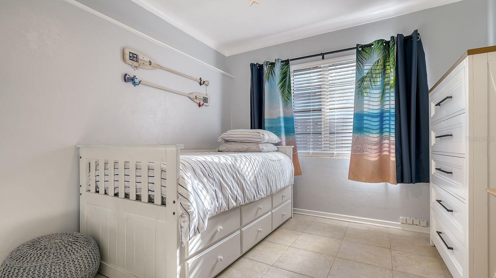 LAUREL PARK - Residential