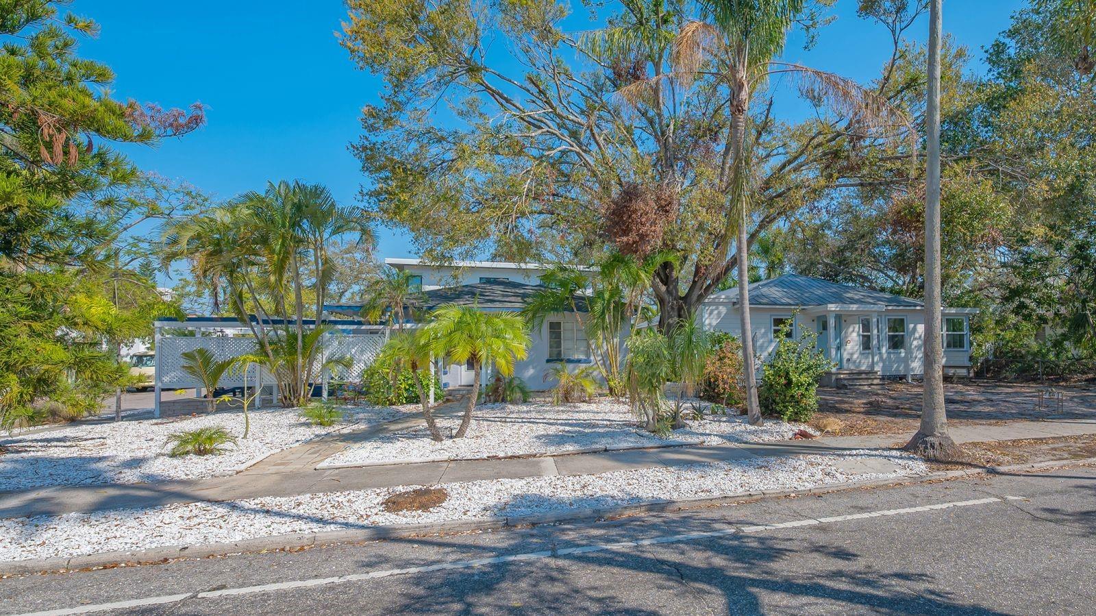 LAUREL PARK - Residential