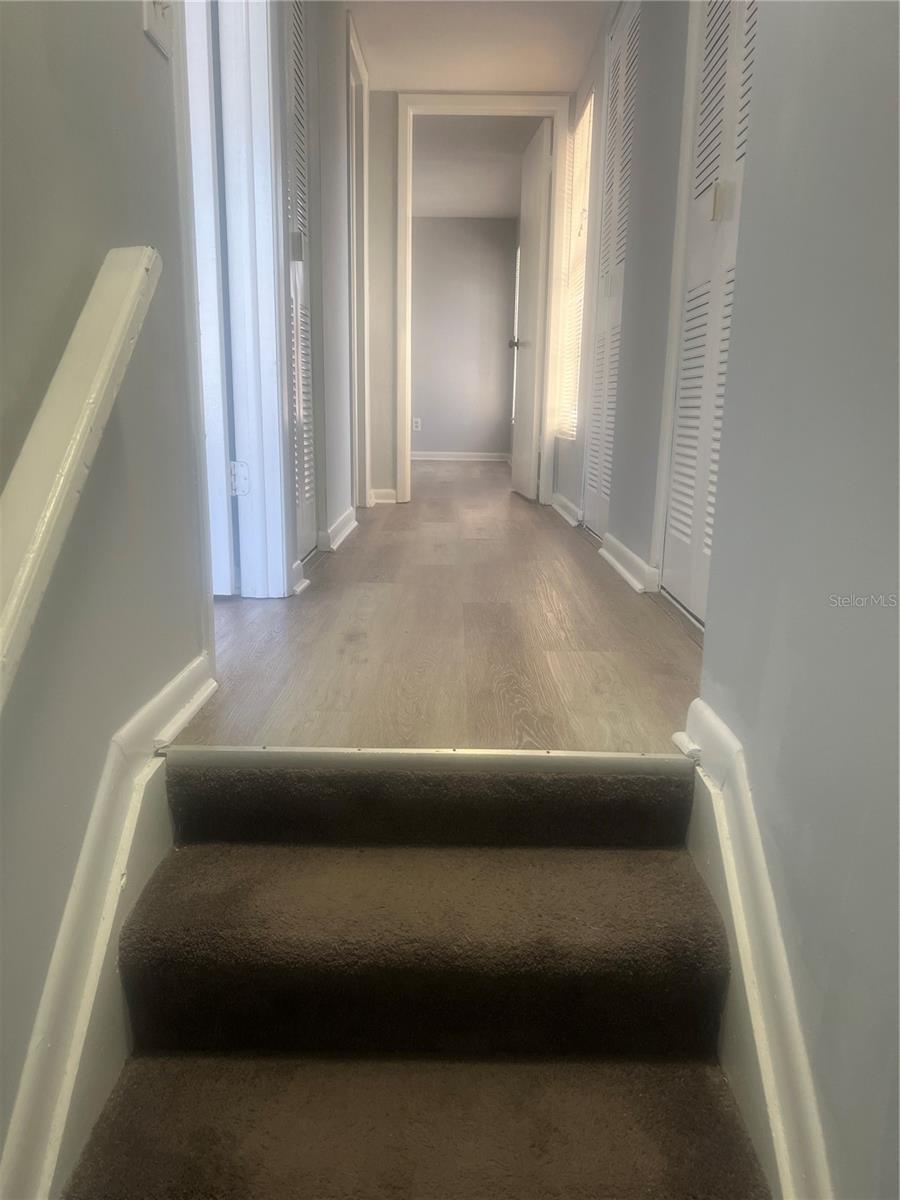 ROSEMOUNT VILLAGE UNIT III - Residential Lease