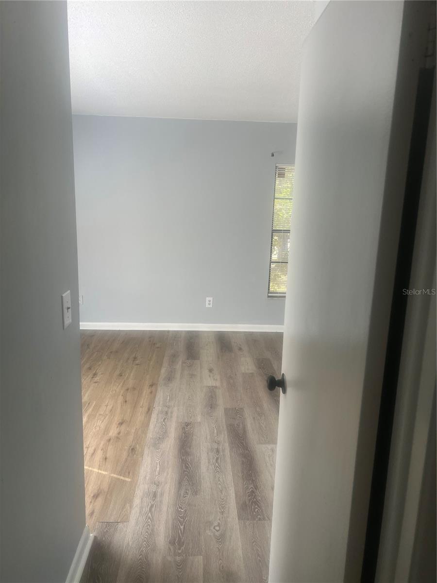 ROSEMOUNT VILLAGE UNIT III - Residential Lease