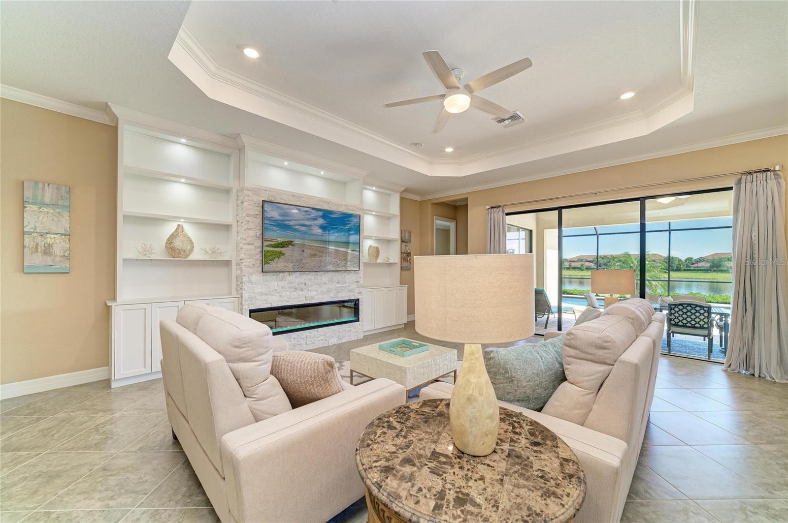 LAKEWOOD NATIONAL - Residential