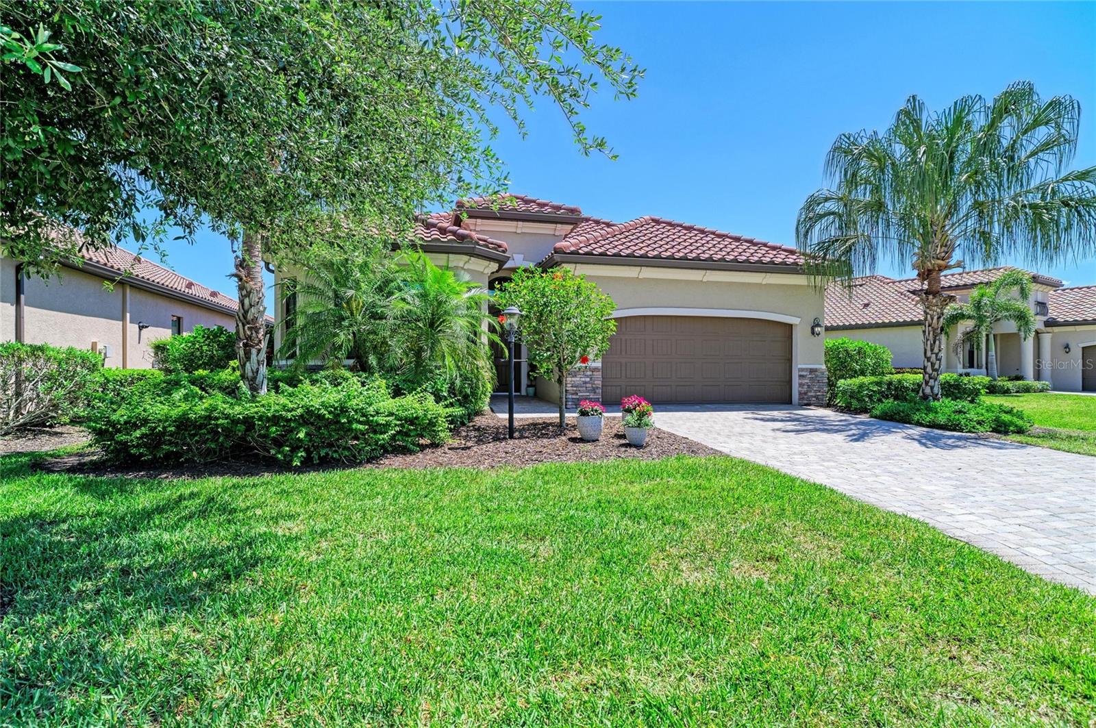 LAKEWOOD NATIONAL - Residential