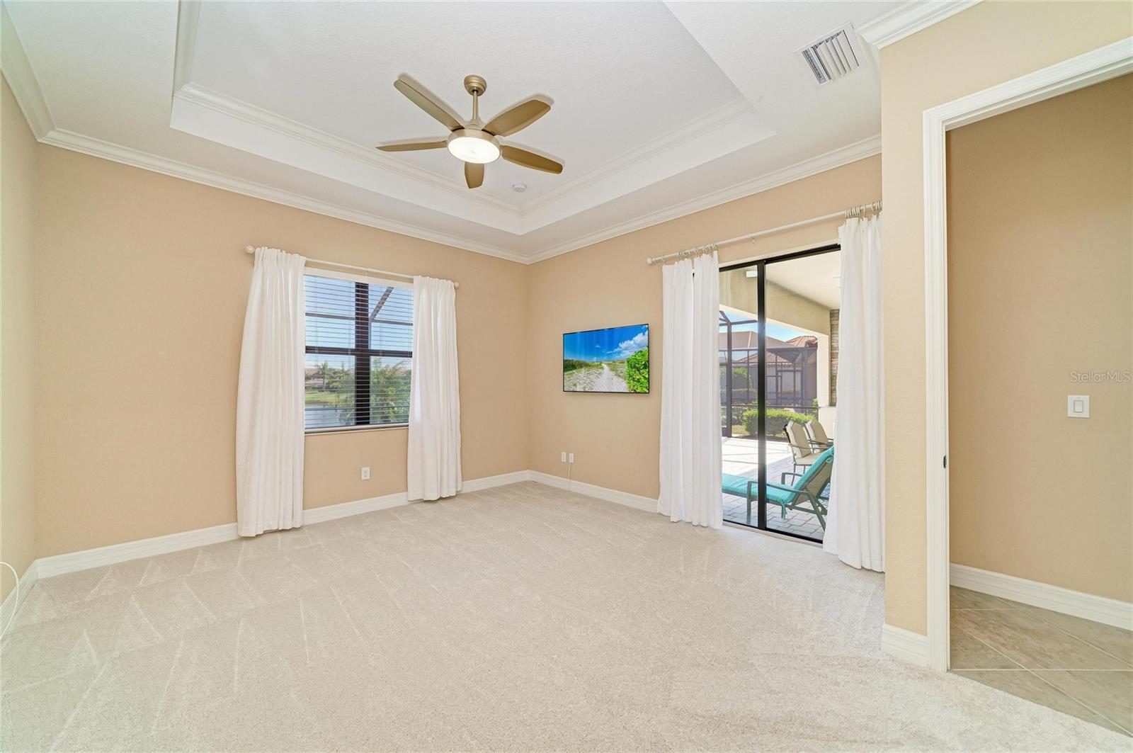 LAKEWOOD NATIONAL - Residential