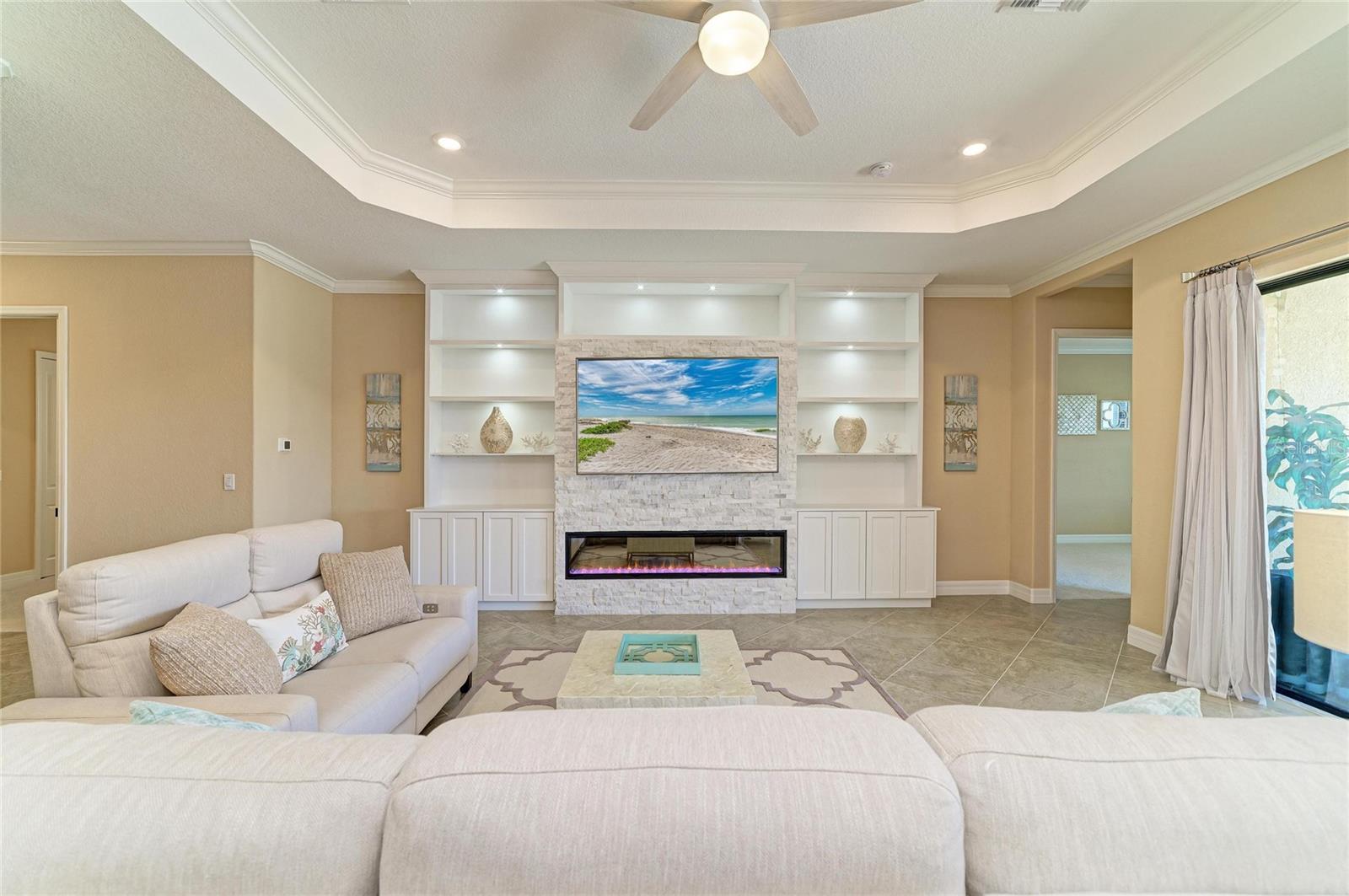 LAKEWOOD NATIONAL - Residential