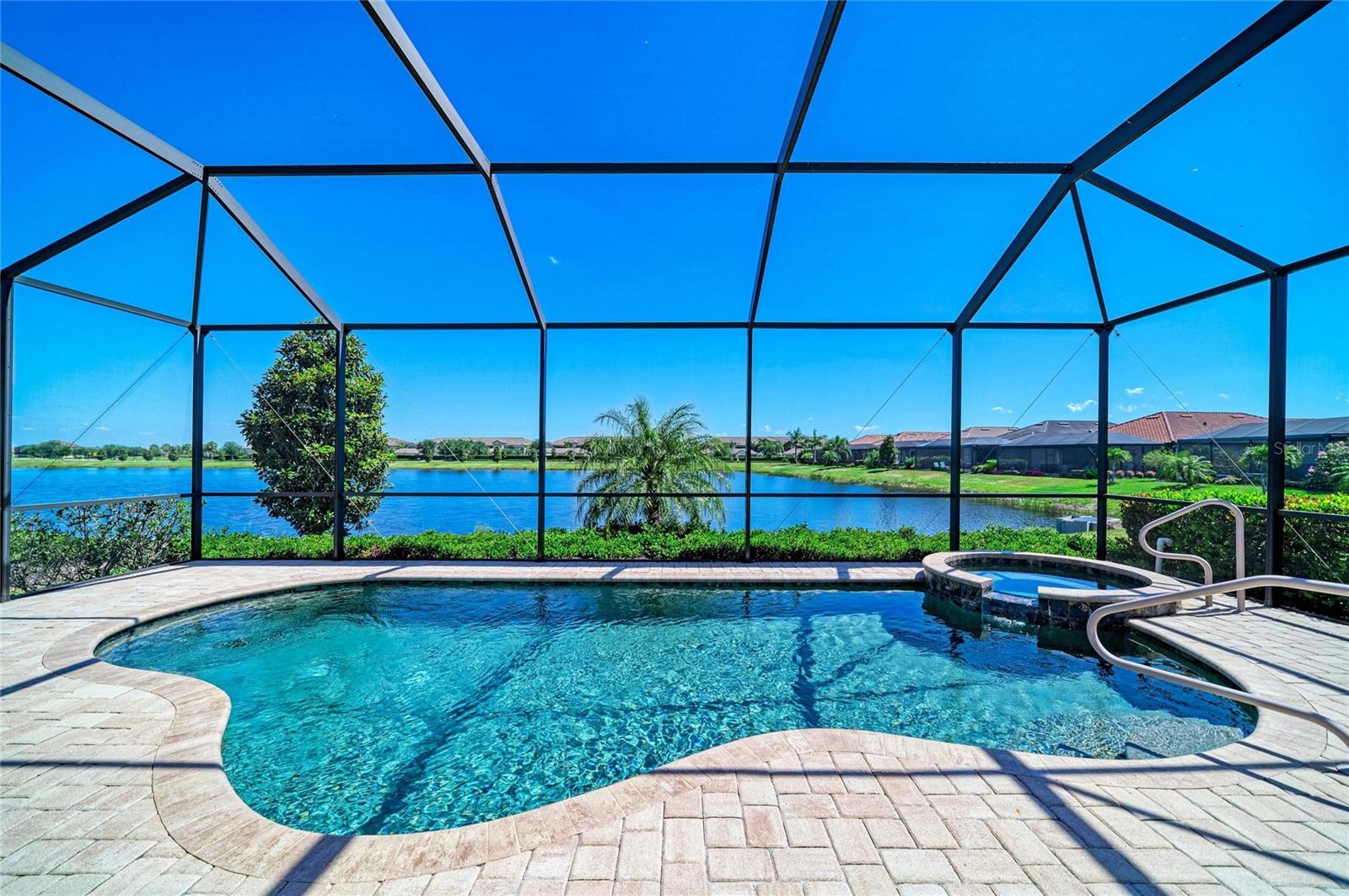 LAKEWOOD NATIONAL - Residential