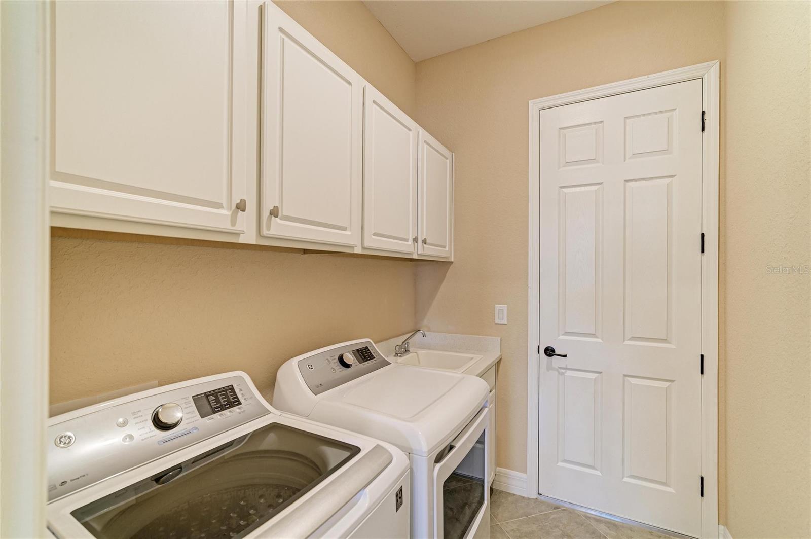 LAKEWOOD NATIONAL - Residential