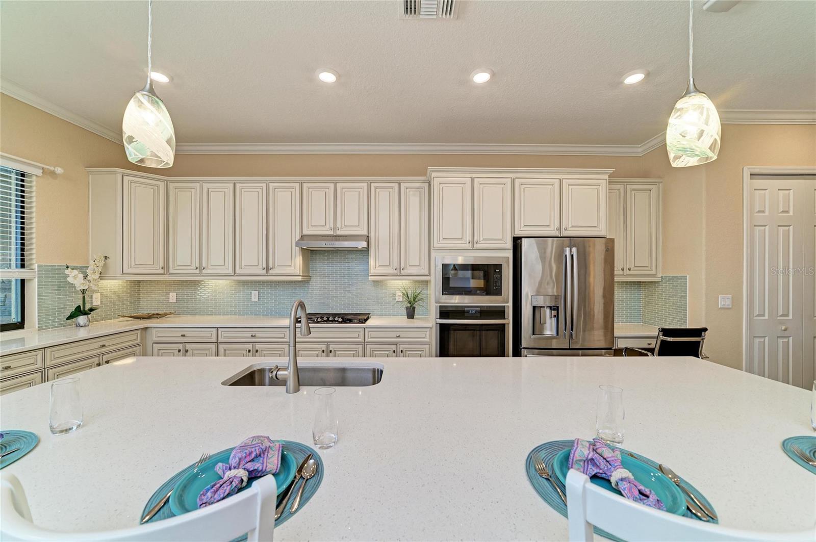 LAKEWOOD NATIONAL - Residential