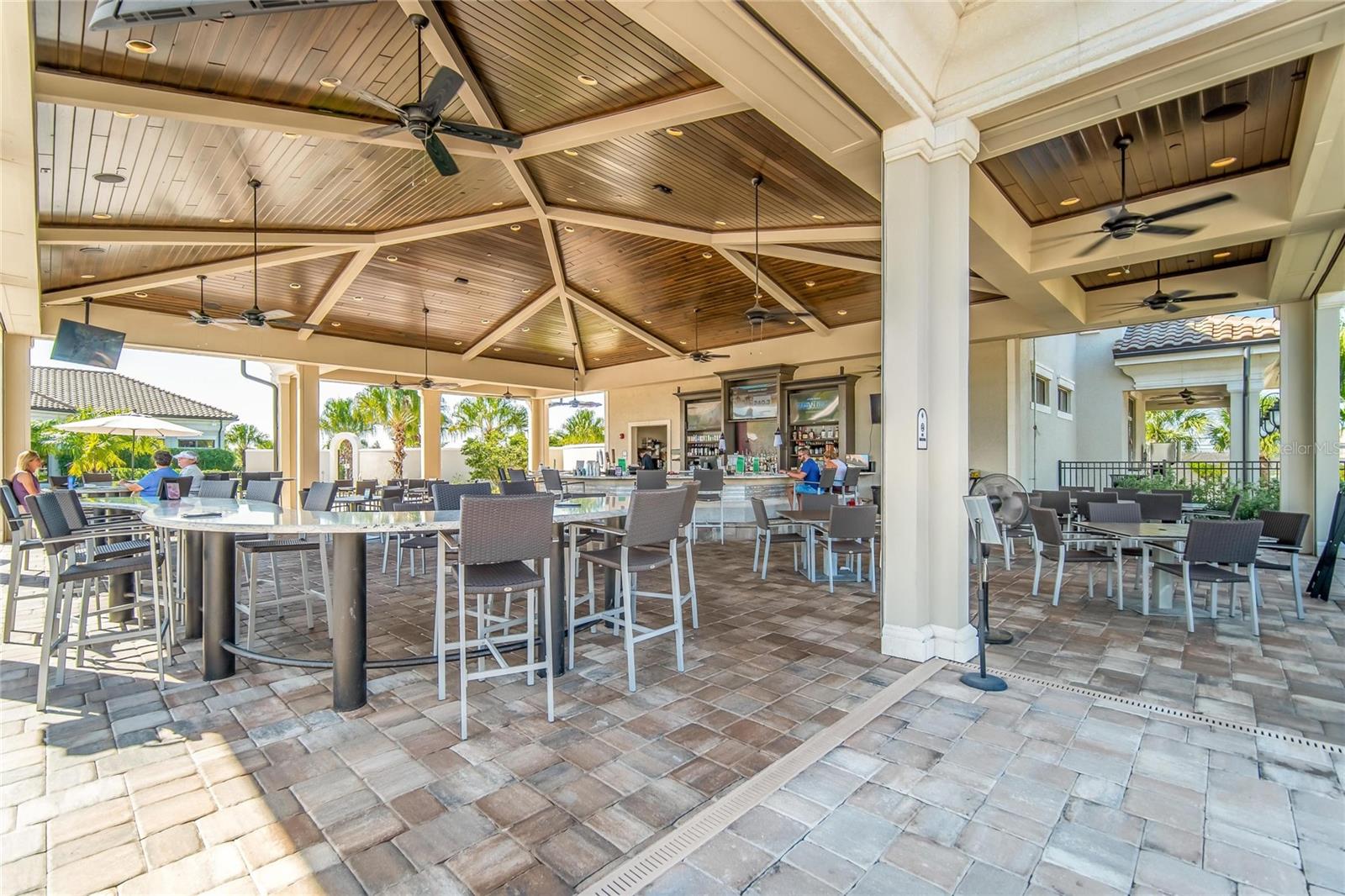 LAKEWOOD NATIONAL - Residential