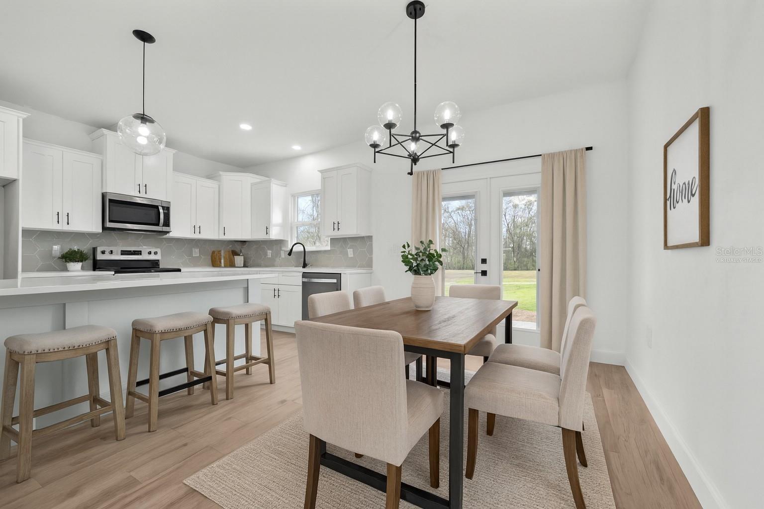 ALOMA ESTATES - Residential