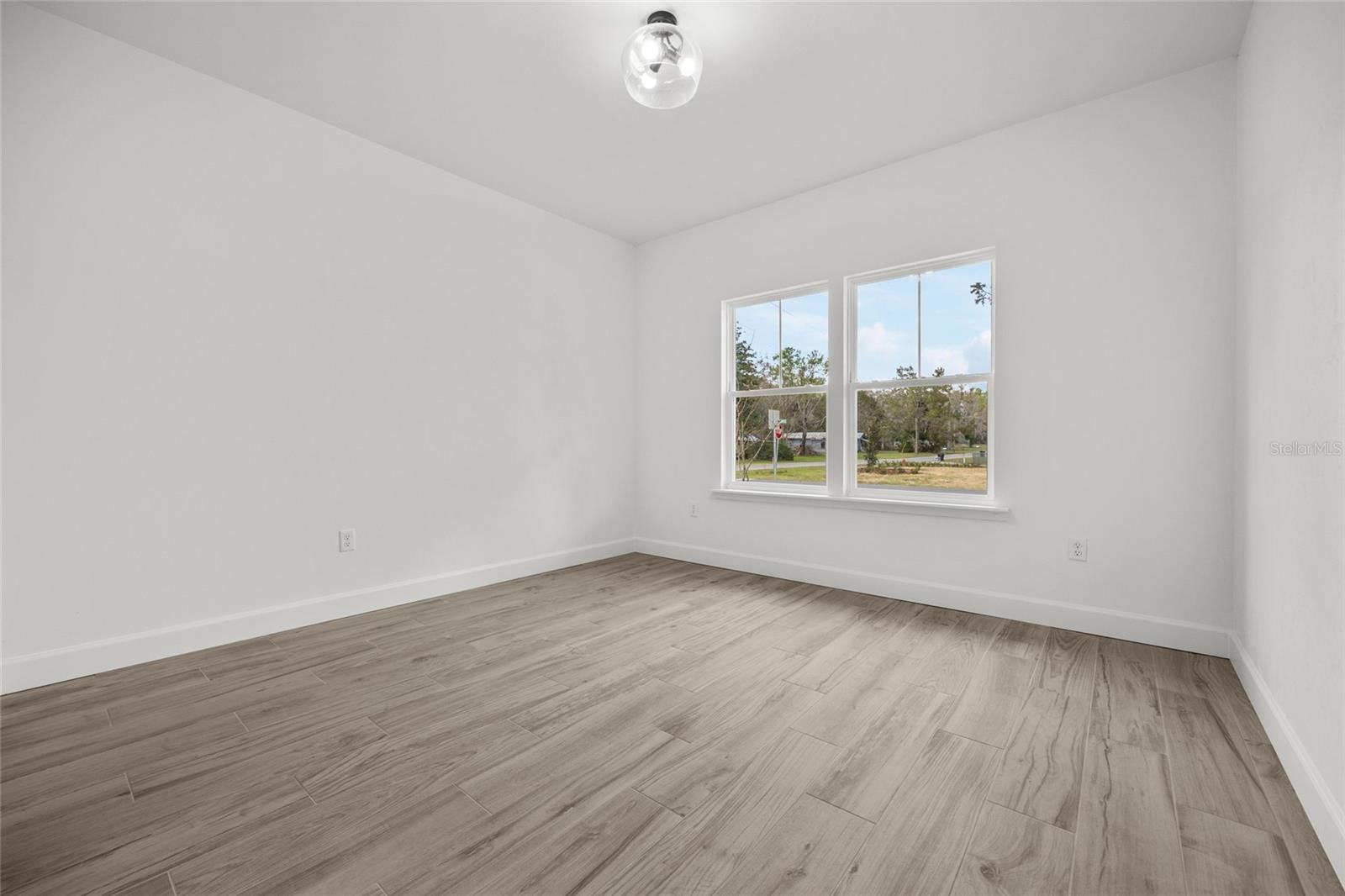 ALOMA ESTATES - Residential