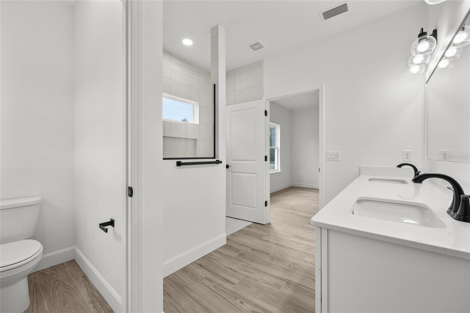 ALOMA ESTATES - Residential