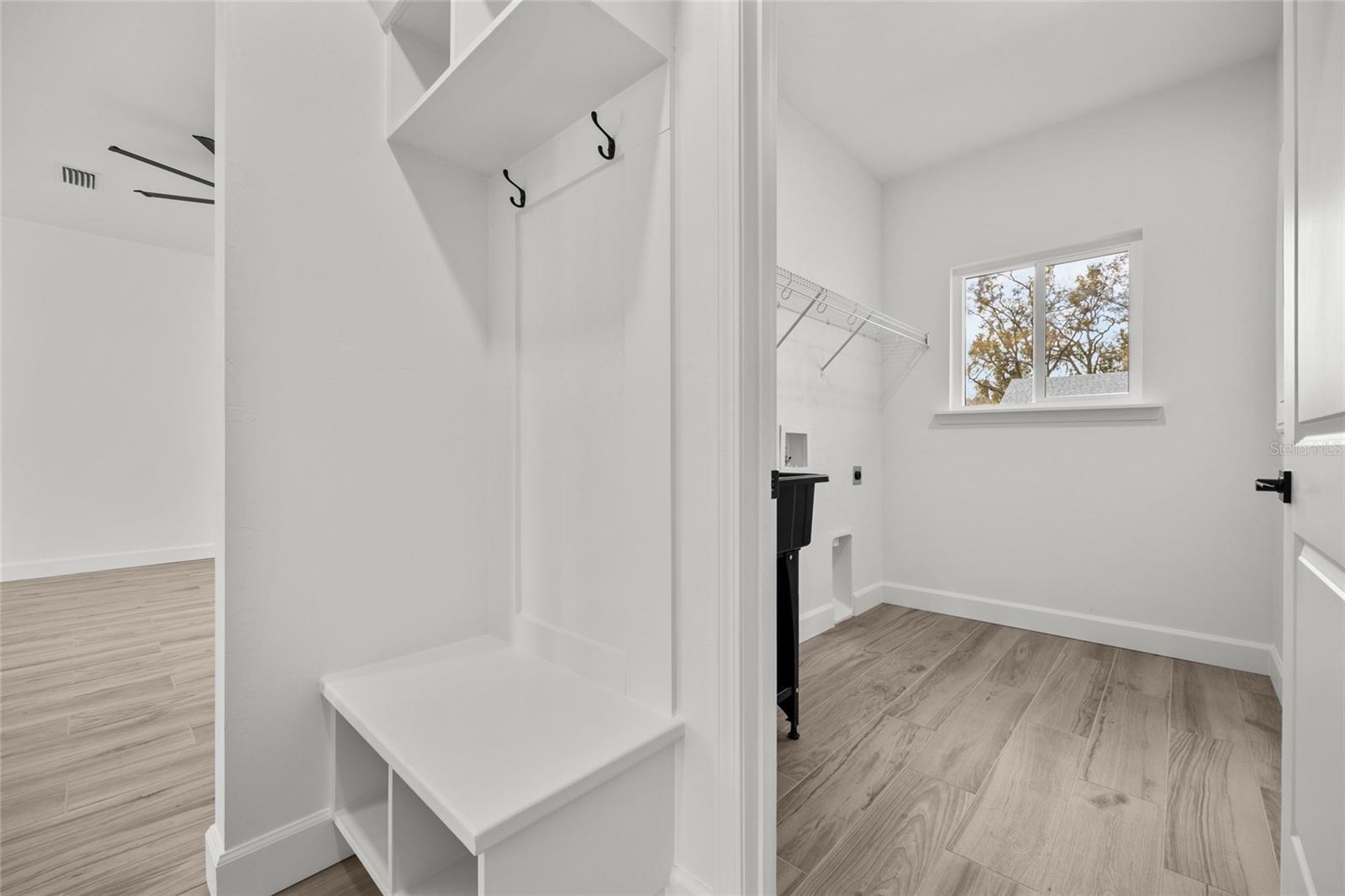 ALOMA ESTATES - Residential