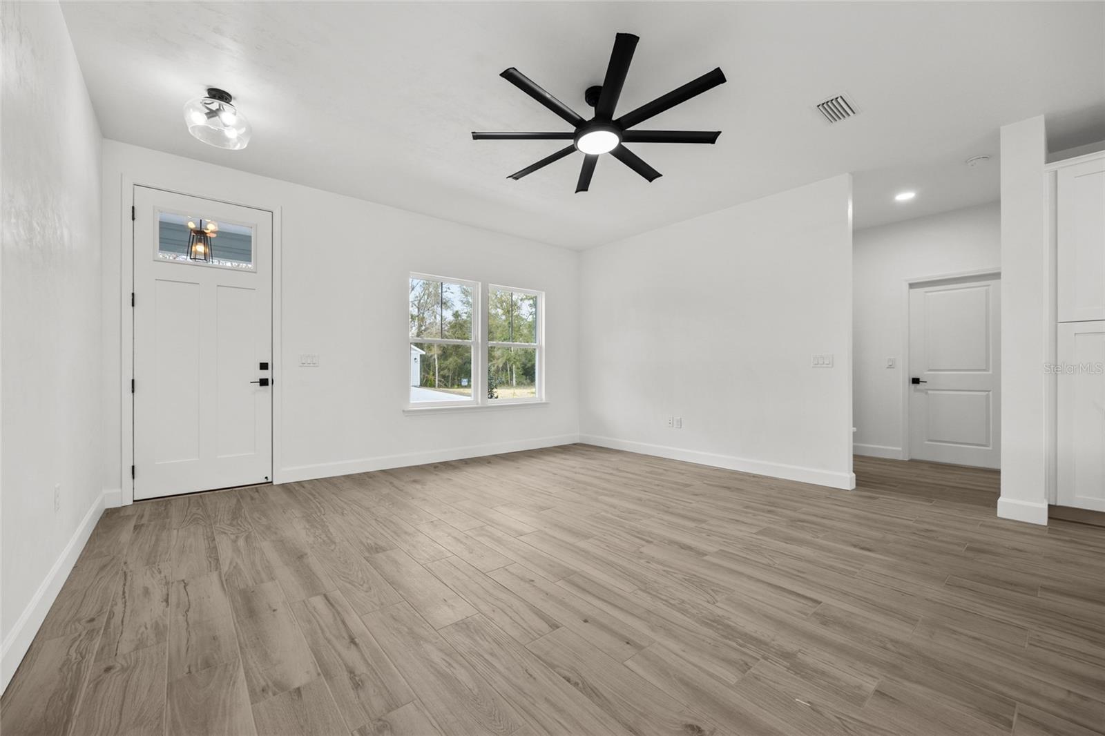 ALOMA ESTATES - Residential