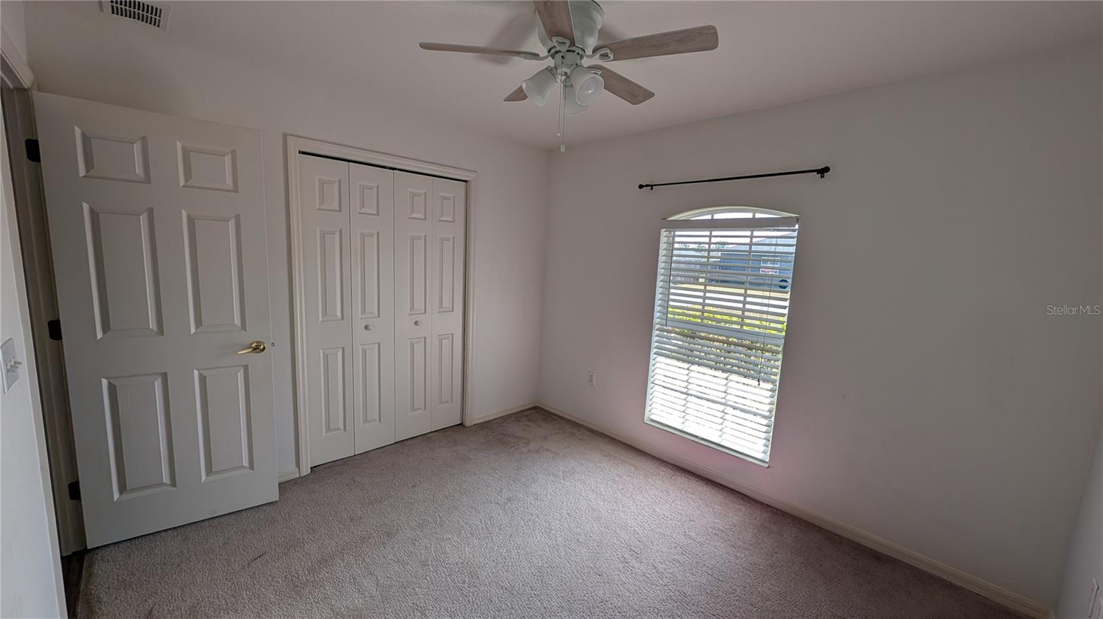 ENCLAVE/IMPERIAL LAKES - Residential Lease