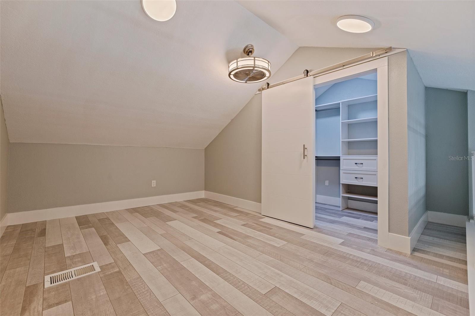 VILLAGE AT TIERRA VERDE CONDO - Residential