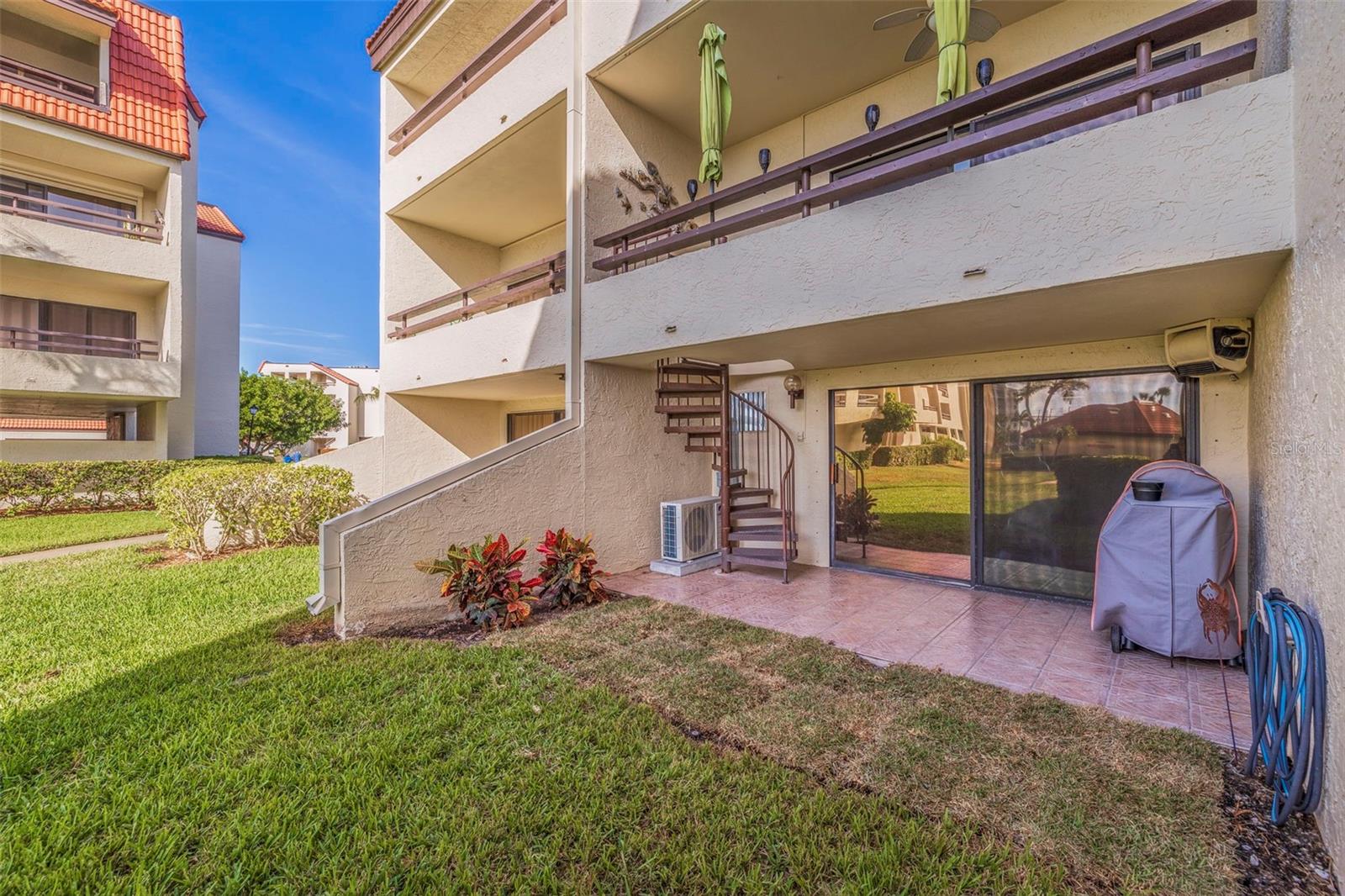 VILLAGE AT TIERRA VERDE CONDO - Residential