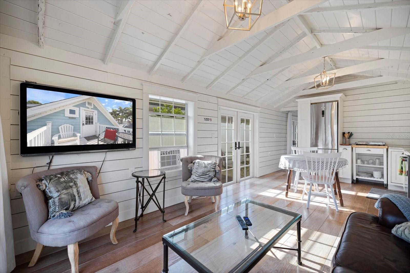 HOMECROFT - Residential Income