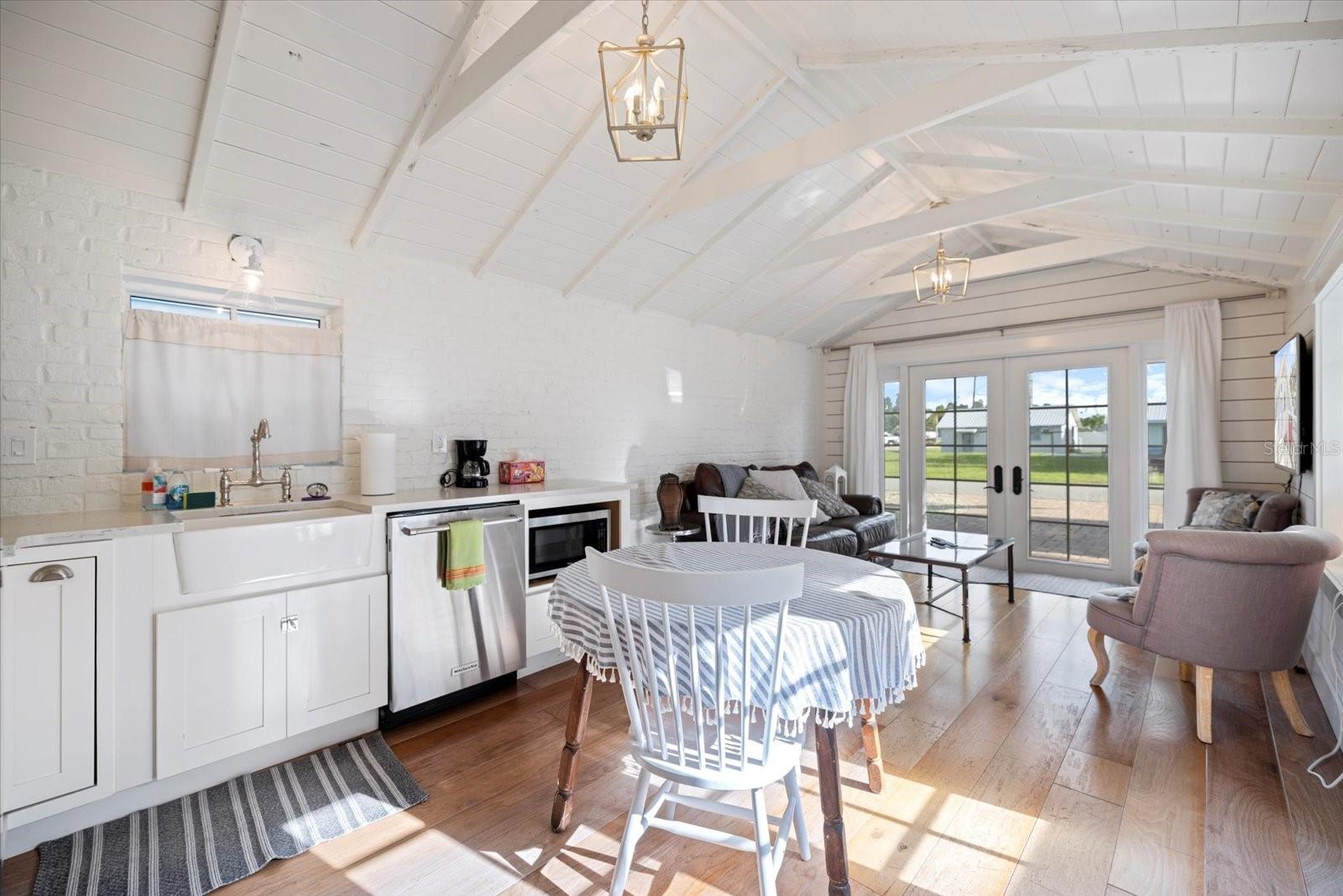 HOMECROFT - Residential Income