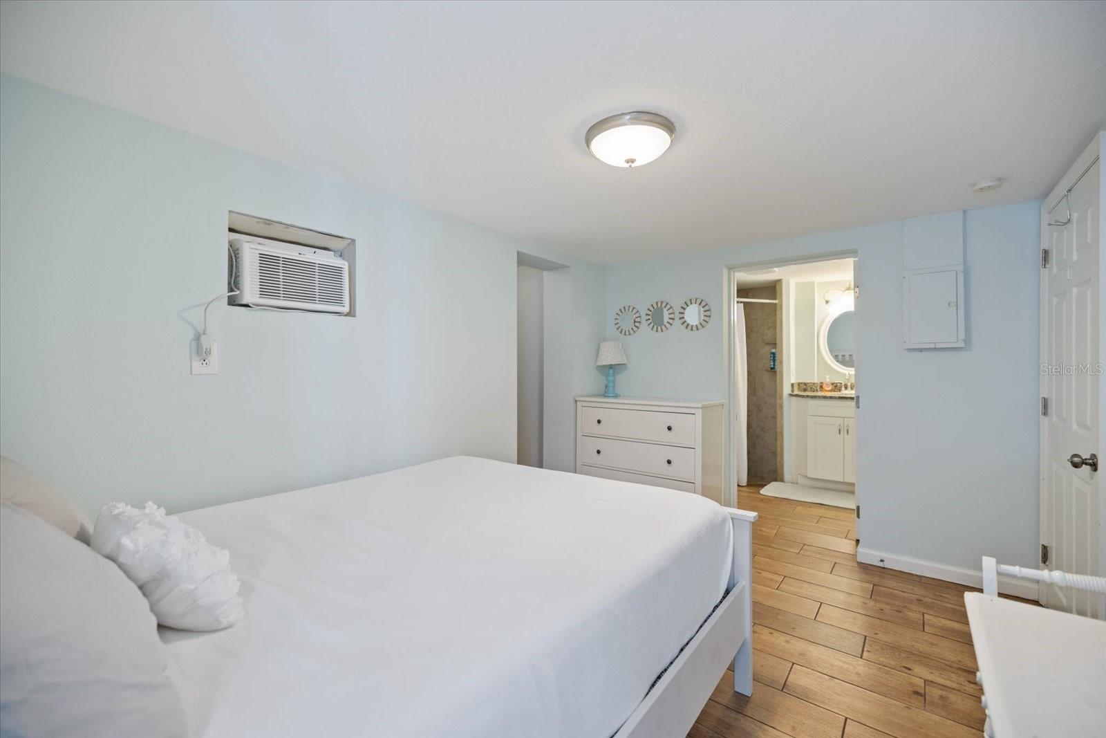 HOMECROFT - Residential Income